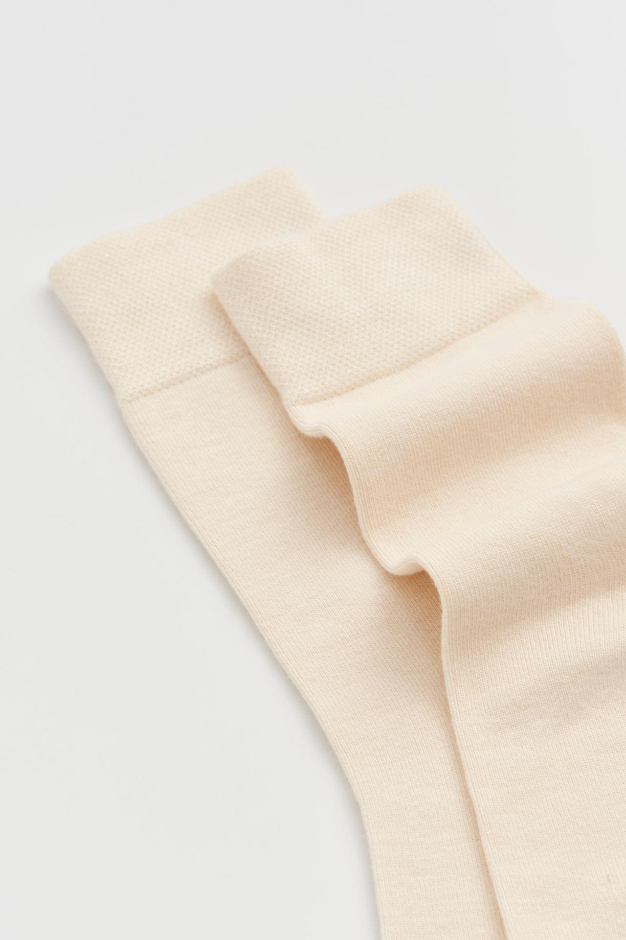 Clotted Cream Bamboo Socks: Clotted Cream / Large (UK 9-13)