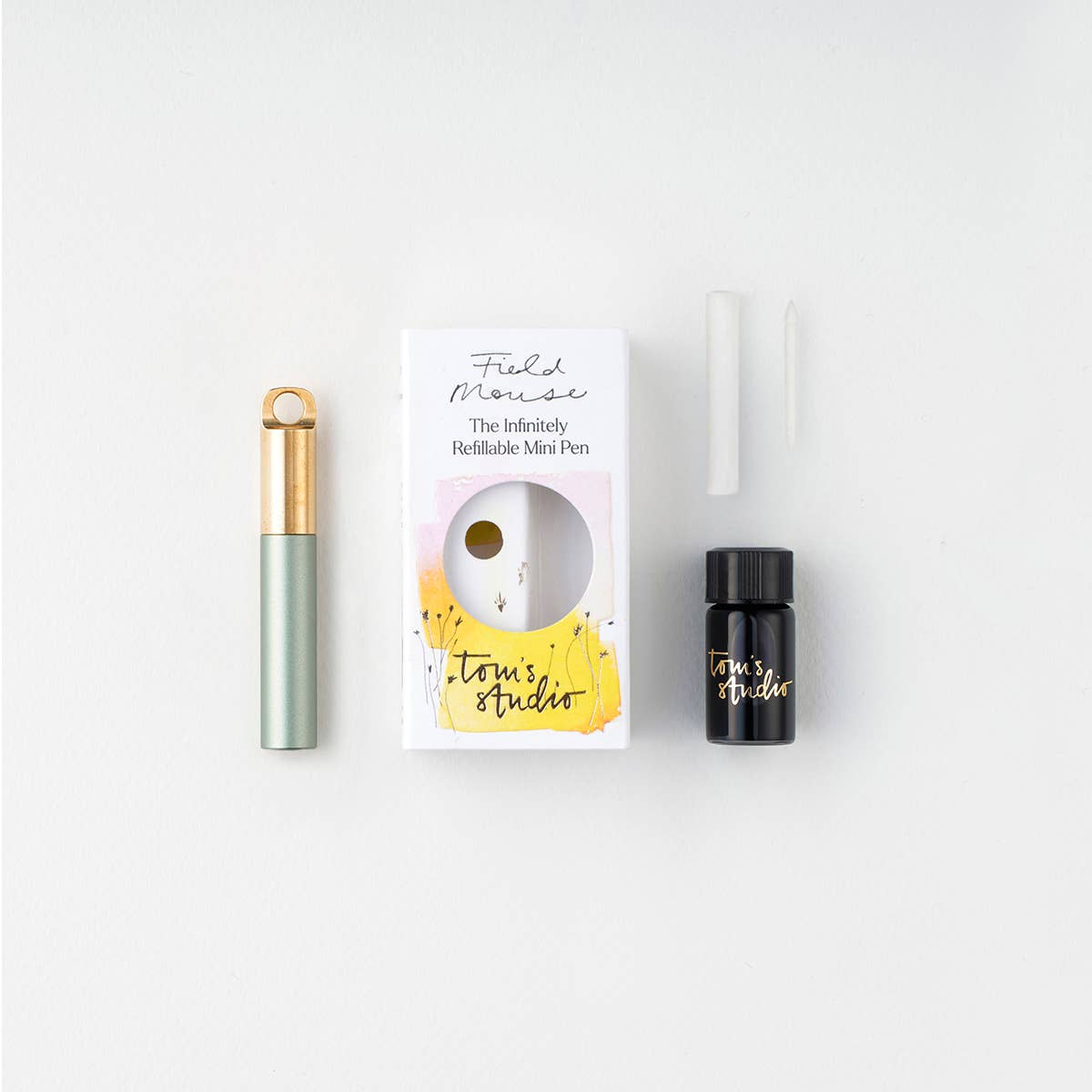 The Field Mouse – refillable travel pen: Ivy