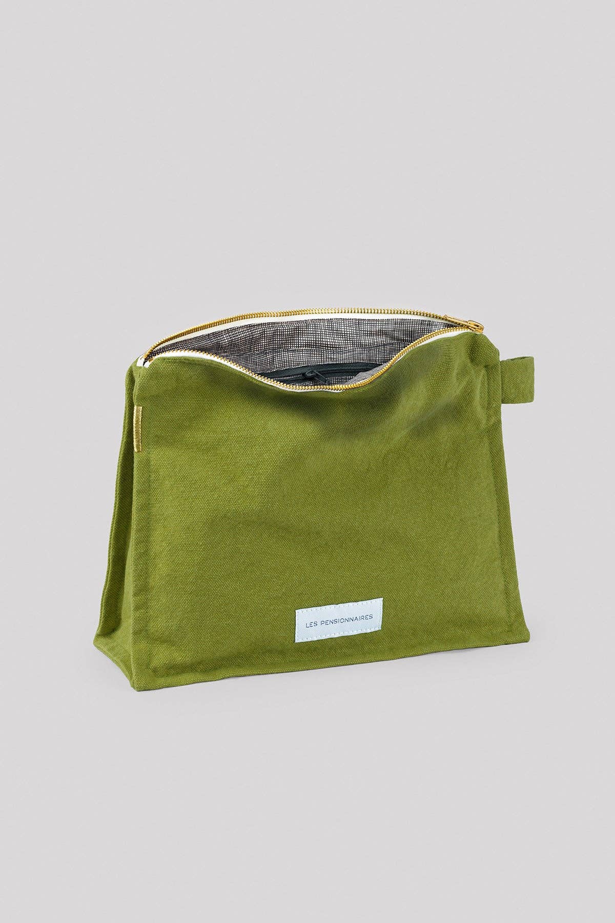 Les Pensionnaires Toiletry Bag in Moss Green