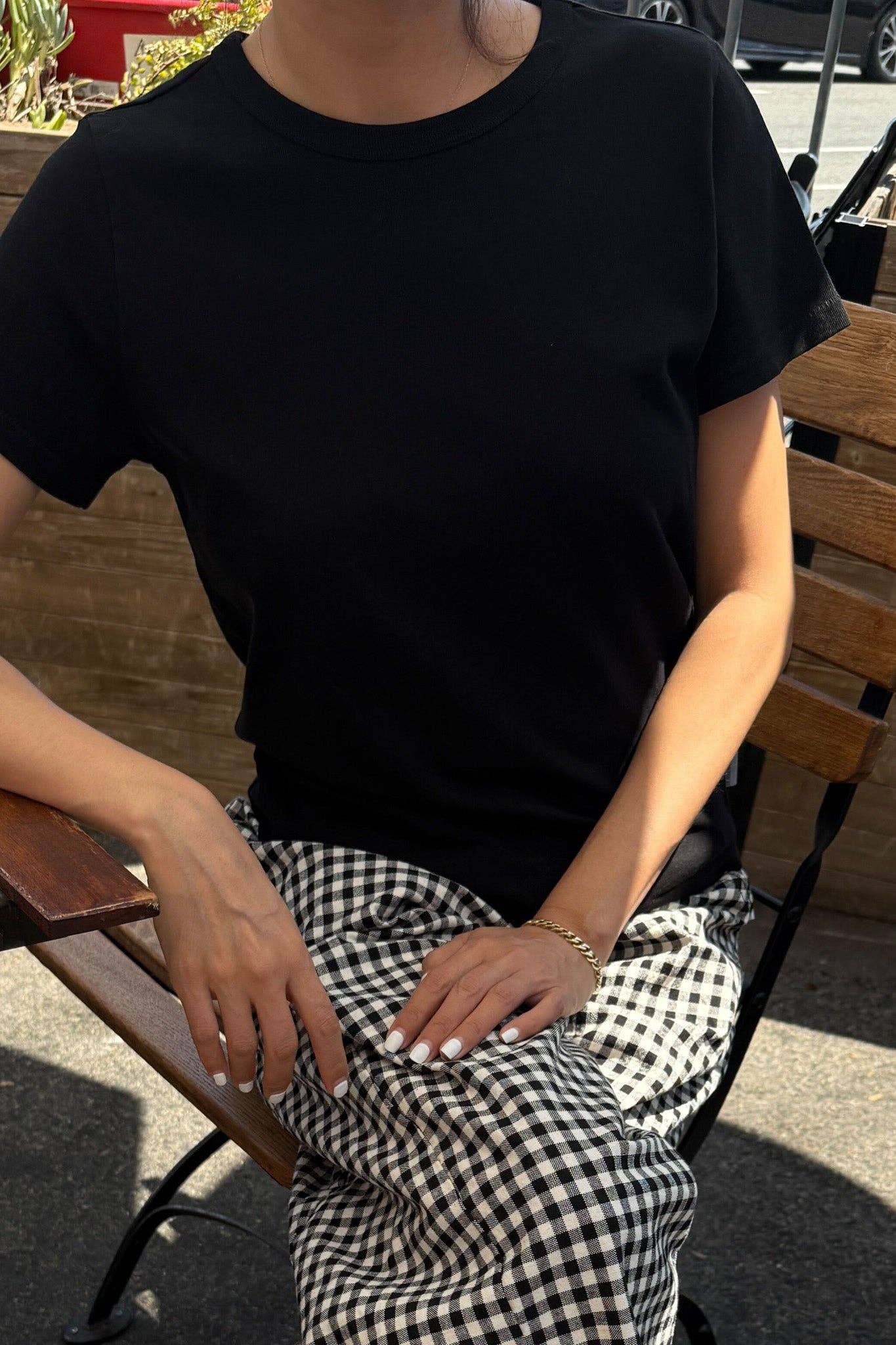 Go-To Tee in True Black — Le Bon Shoppe