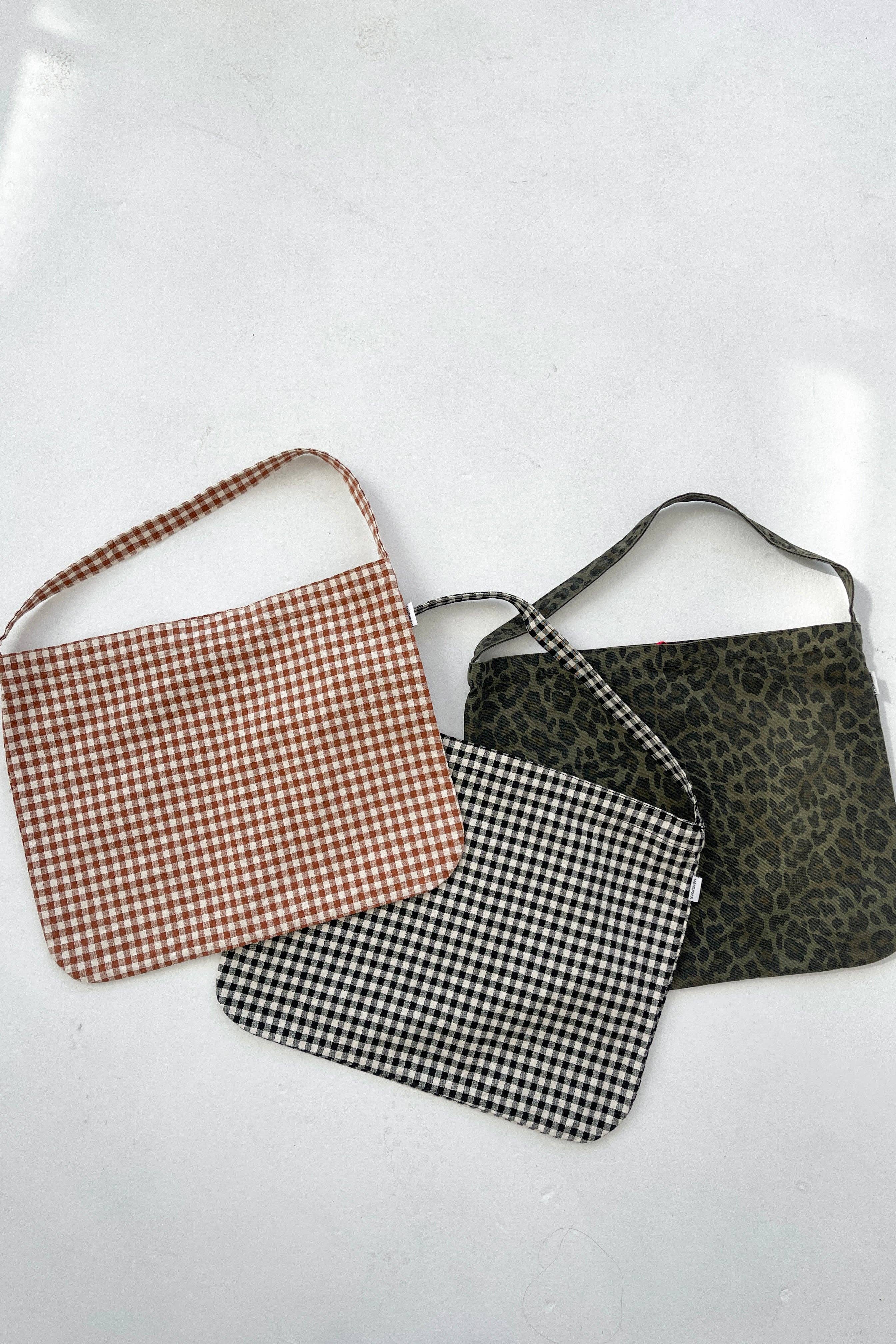 Happy Carry Bag Blue Stripe - Le Bon Shoppe