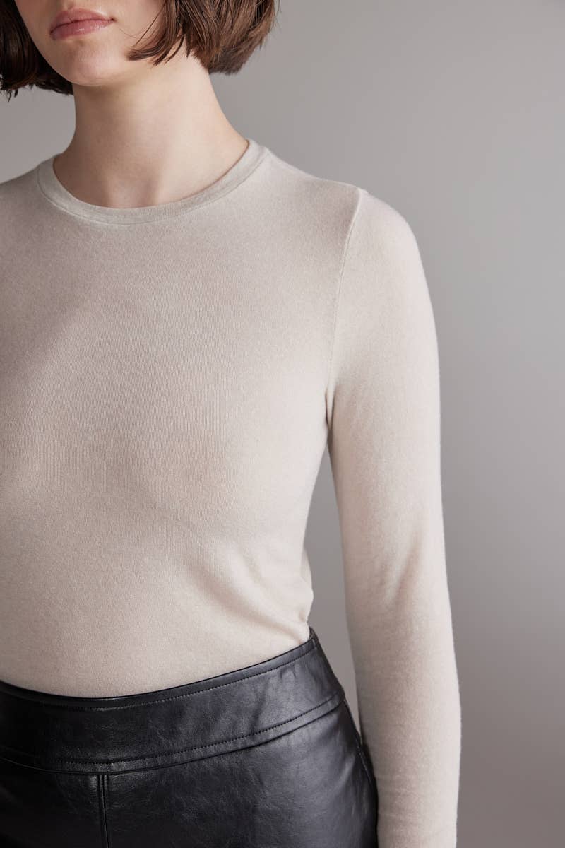 Wool blend knit top: Off-White / Solid / XS/S