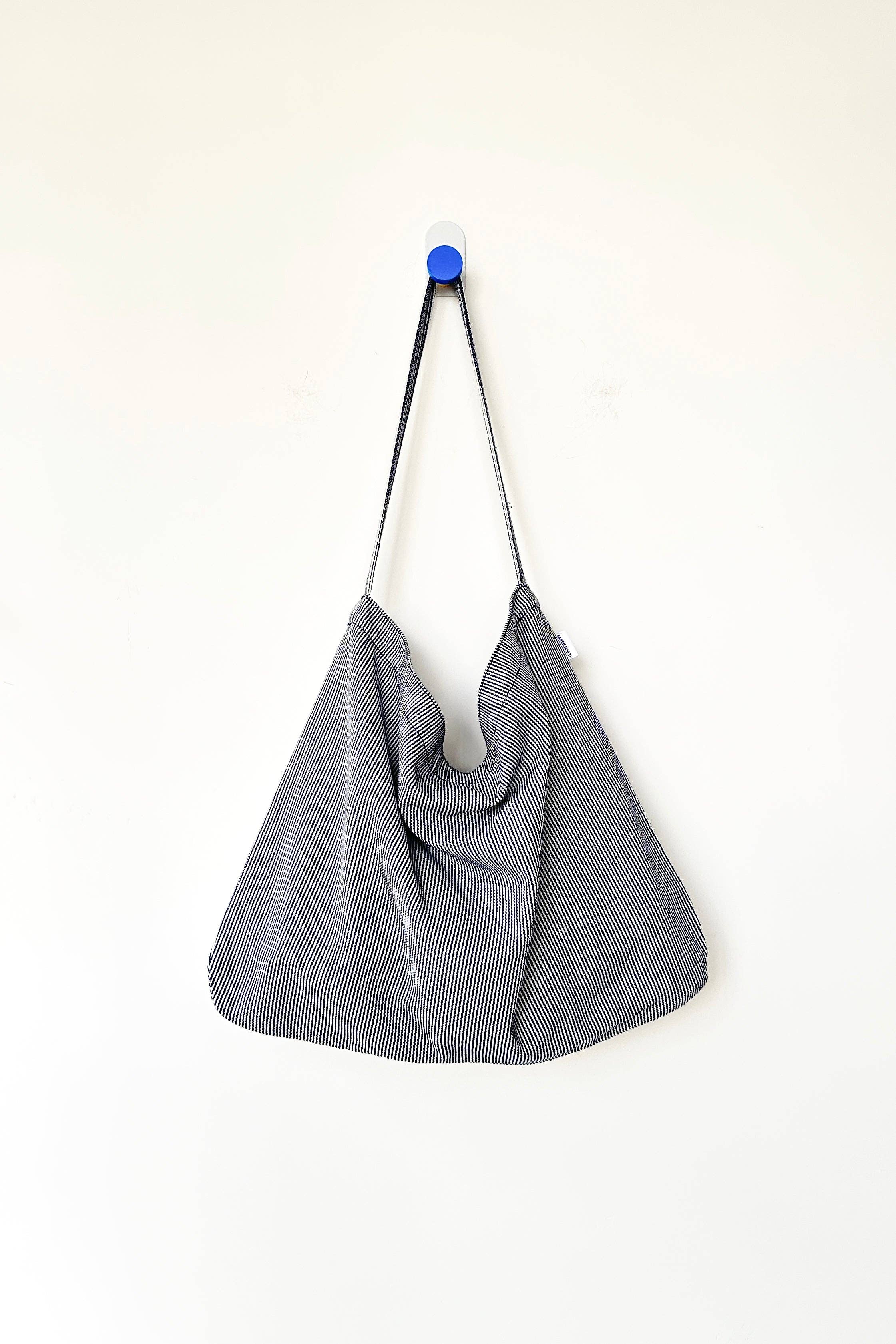 Happy Carry Bag Blue Stripe - Le Bon Shoppe