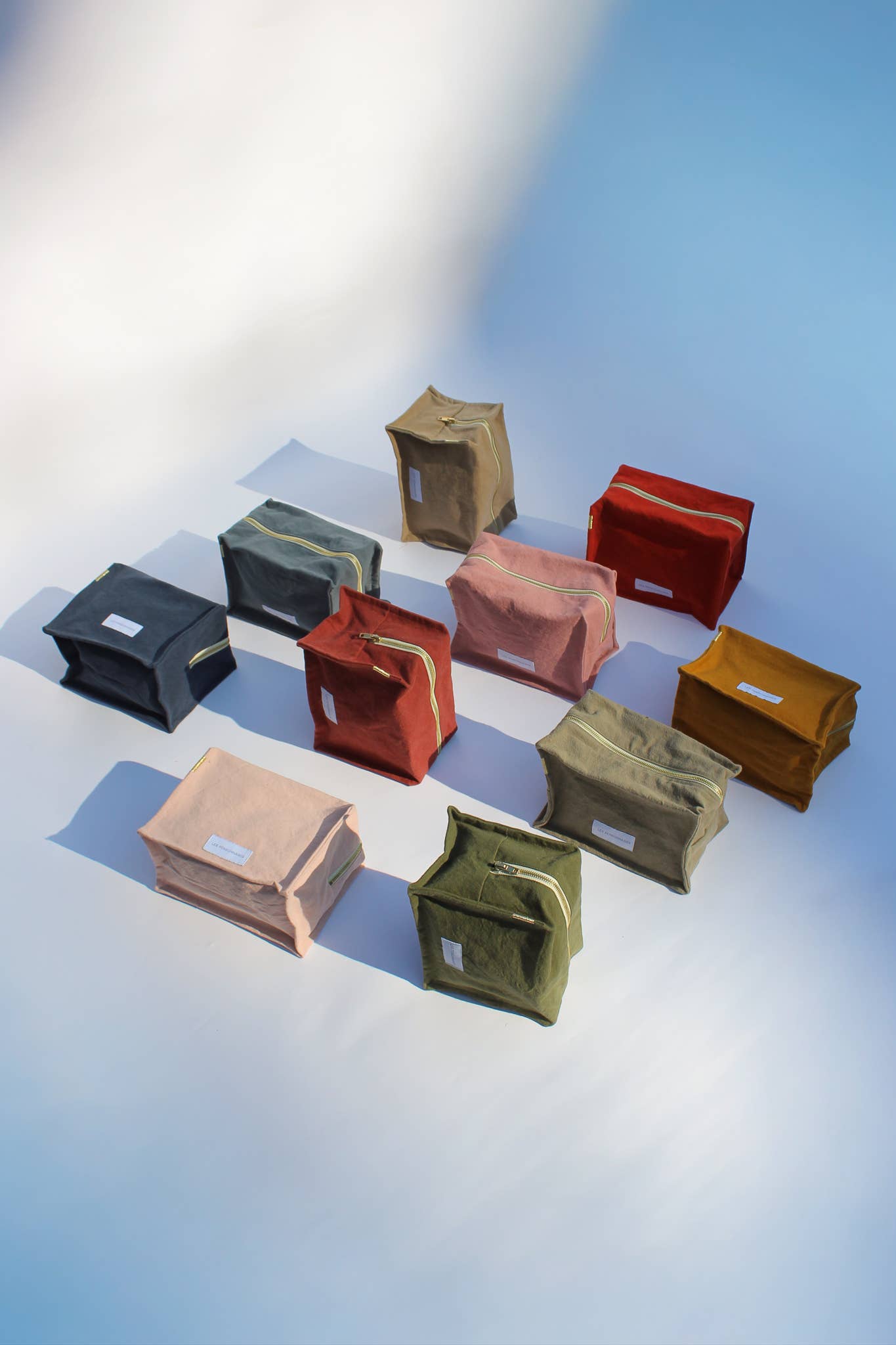Les Pensionnaires Cube Toiletry Bag in Linden Green