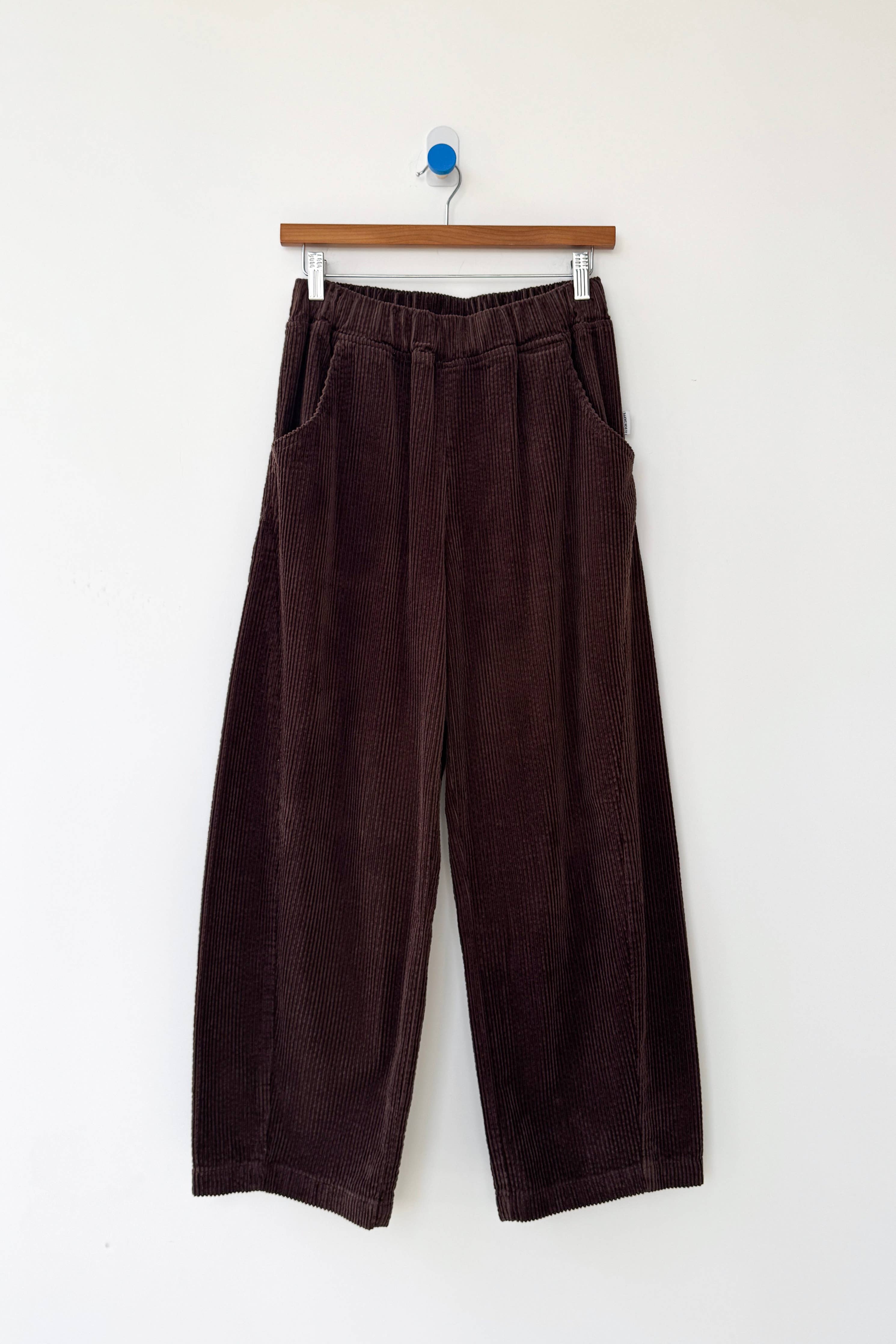 Soft Corduroy Arc Pants Midnight - Le Bon Shoppe