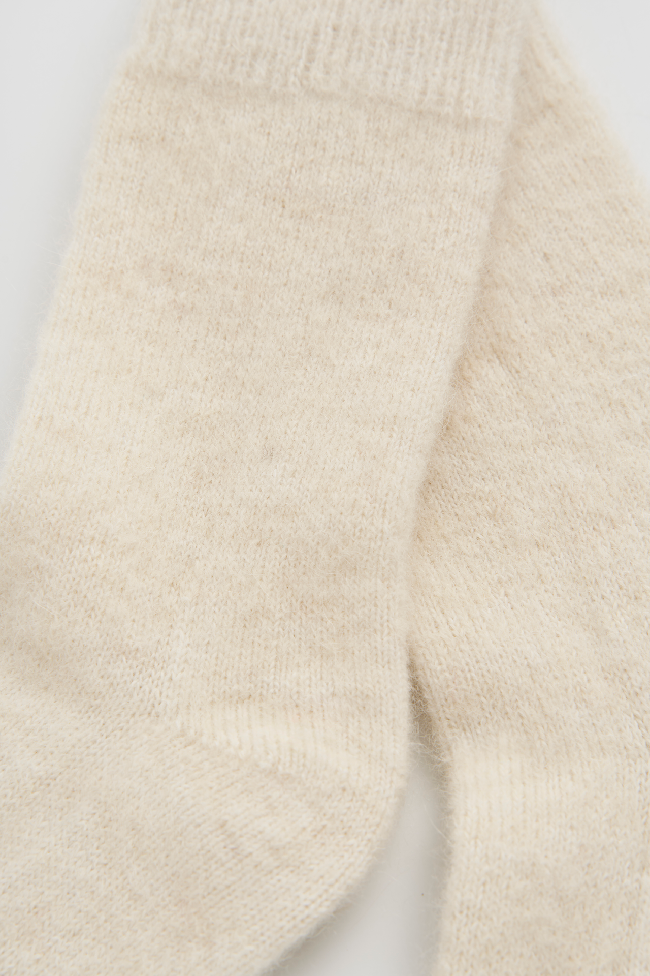 Clotted Cream Ultra Soft Alpaca Bed Socks: Medium (UK 8-10)