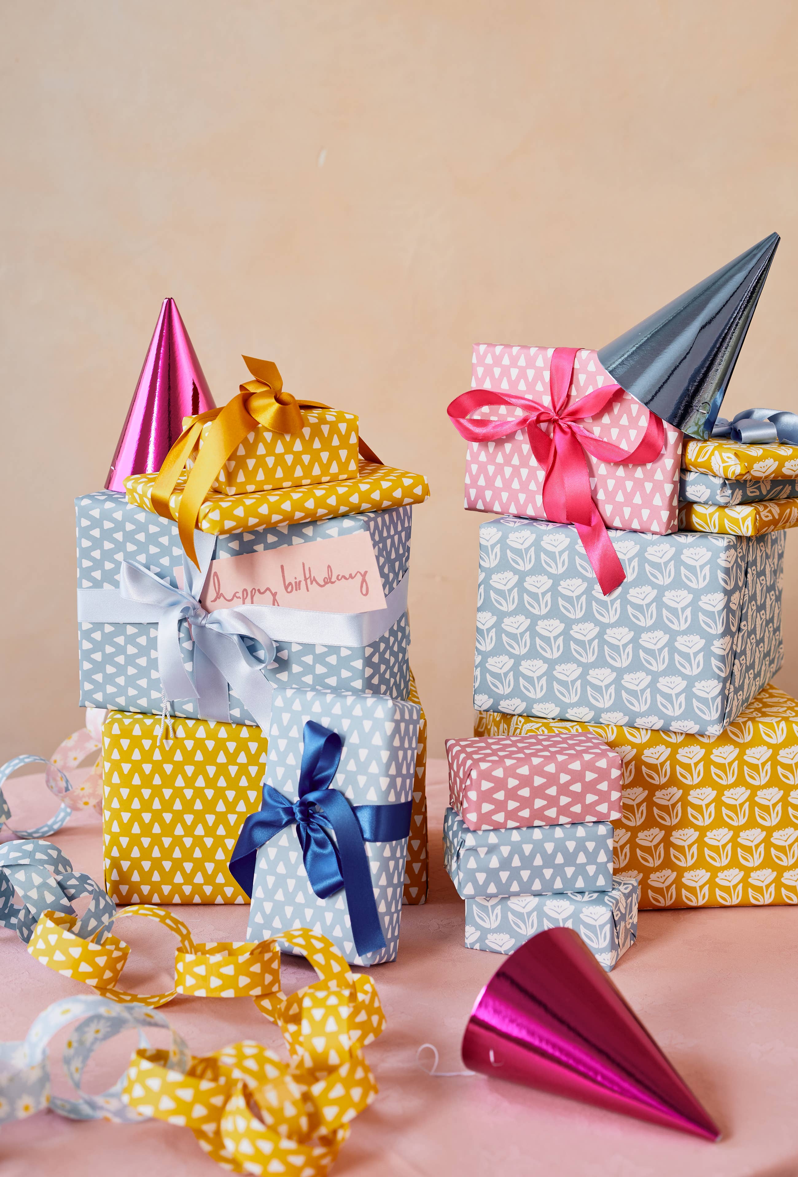 Triangle Gift Wrap In Yellow