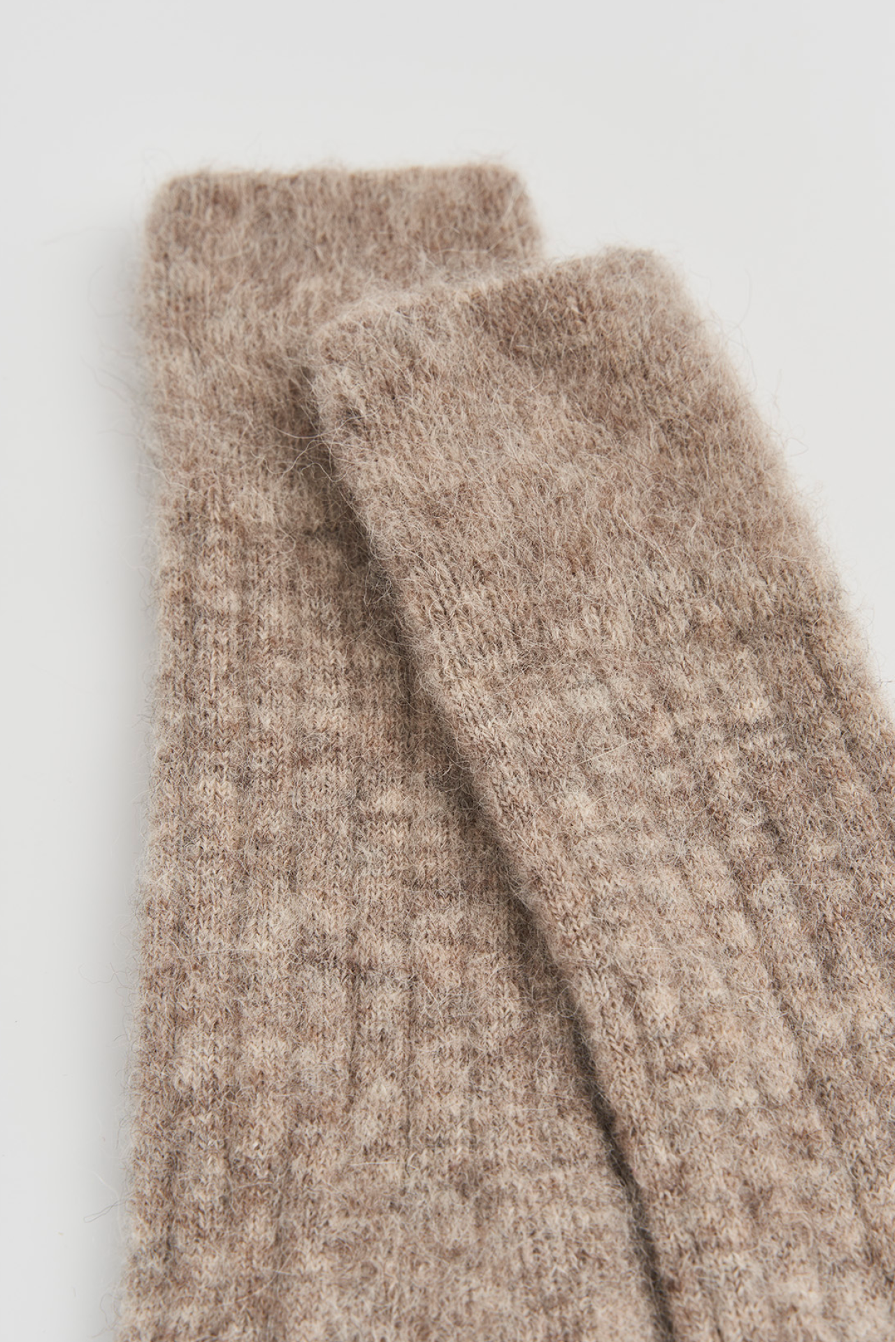 Hare Grey Ultra Soft Alpaca Ribbed Bed Socks: Hare Grey / Medium (UK 8-10)