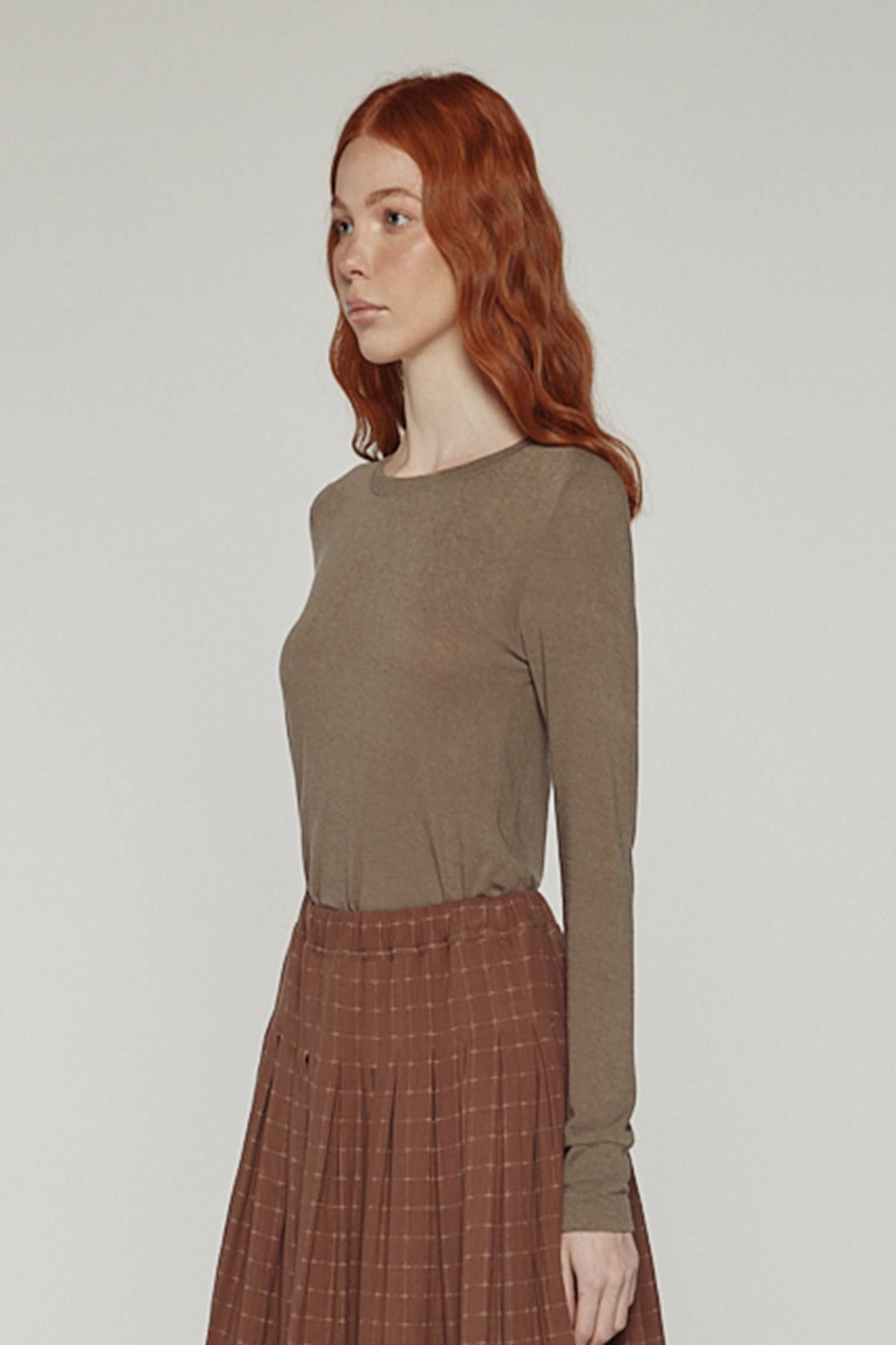 Wool blend lightweight knit top: Brown / Solid / XS/S