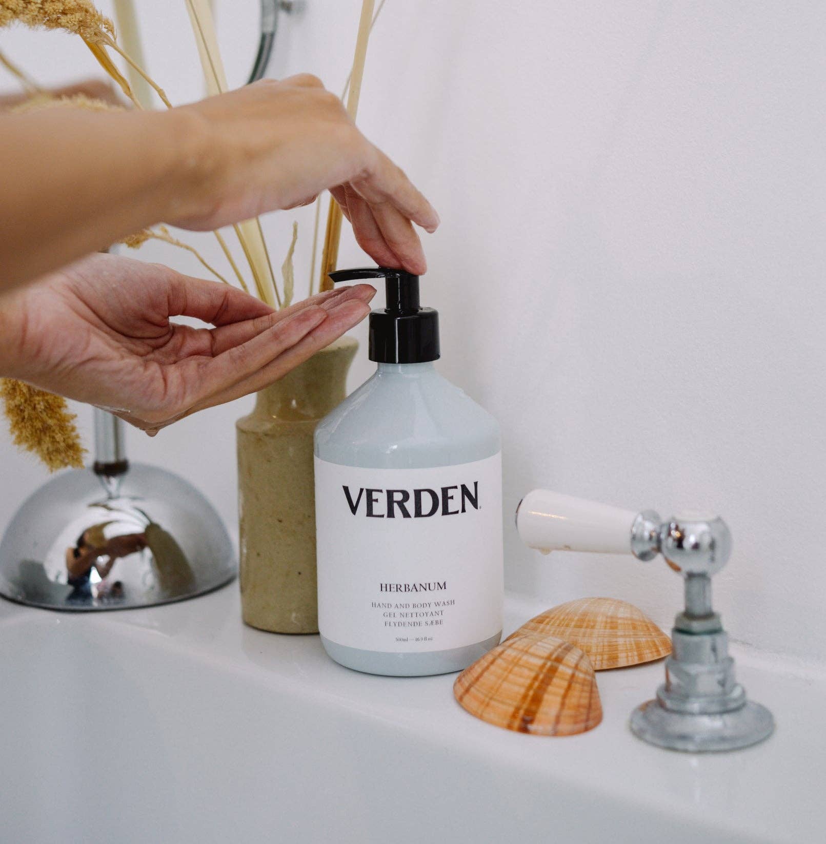 Herbanum Hand and Body Wash - Verden
