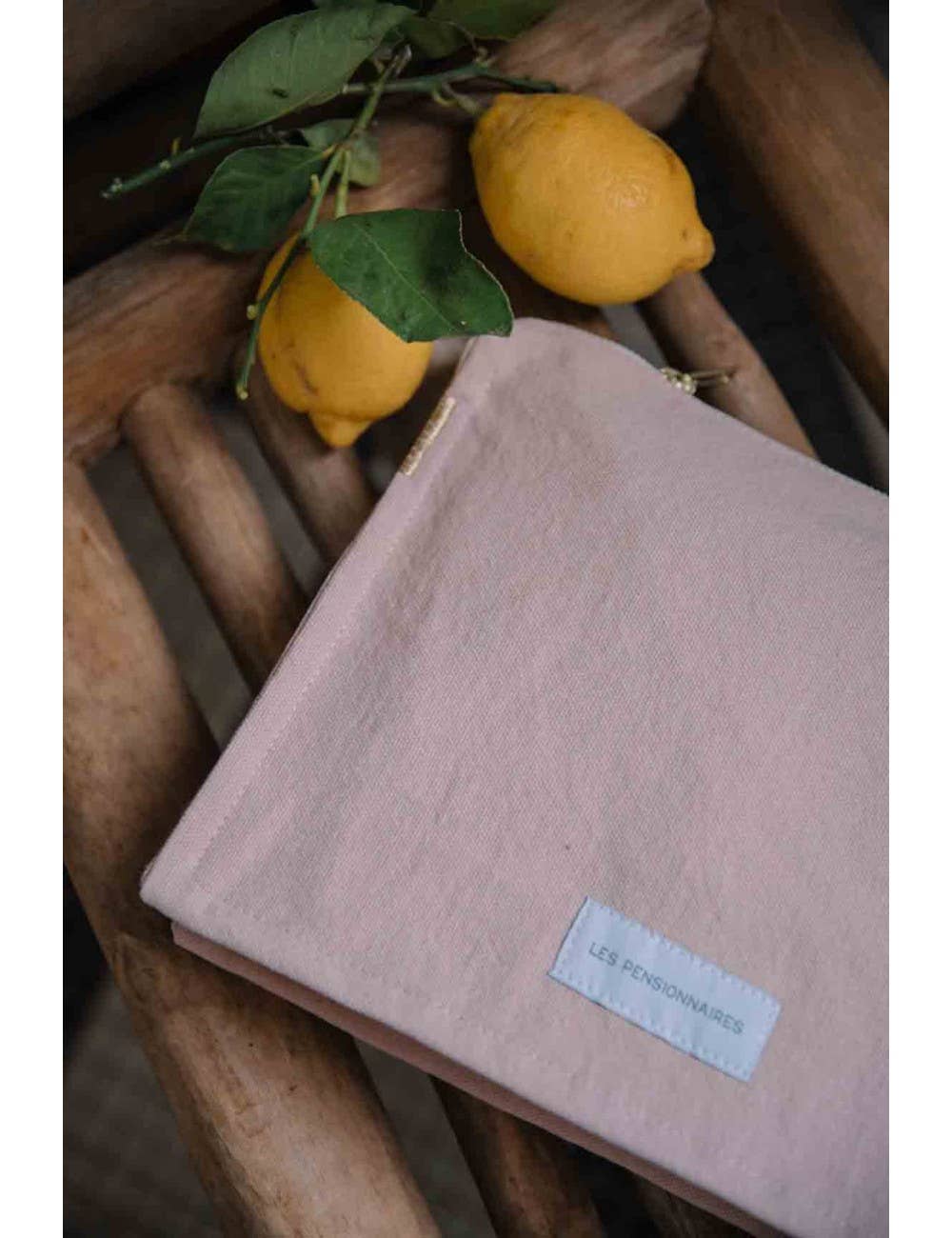 Les Pensionnaires Toiletry Bag – Delicate Pink