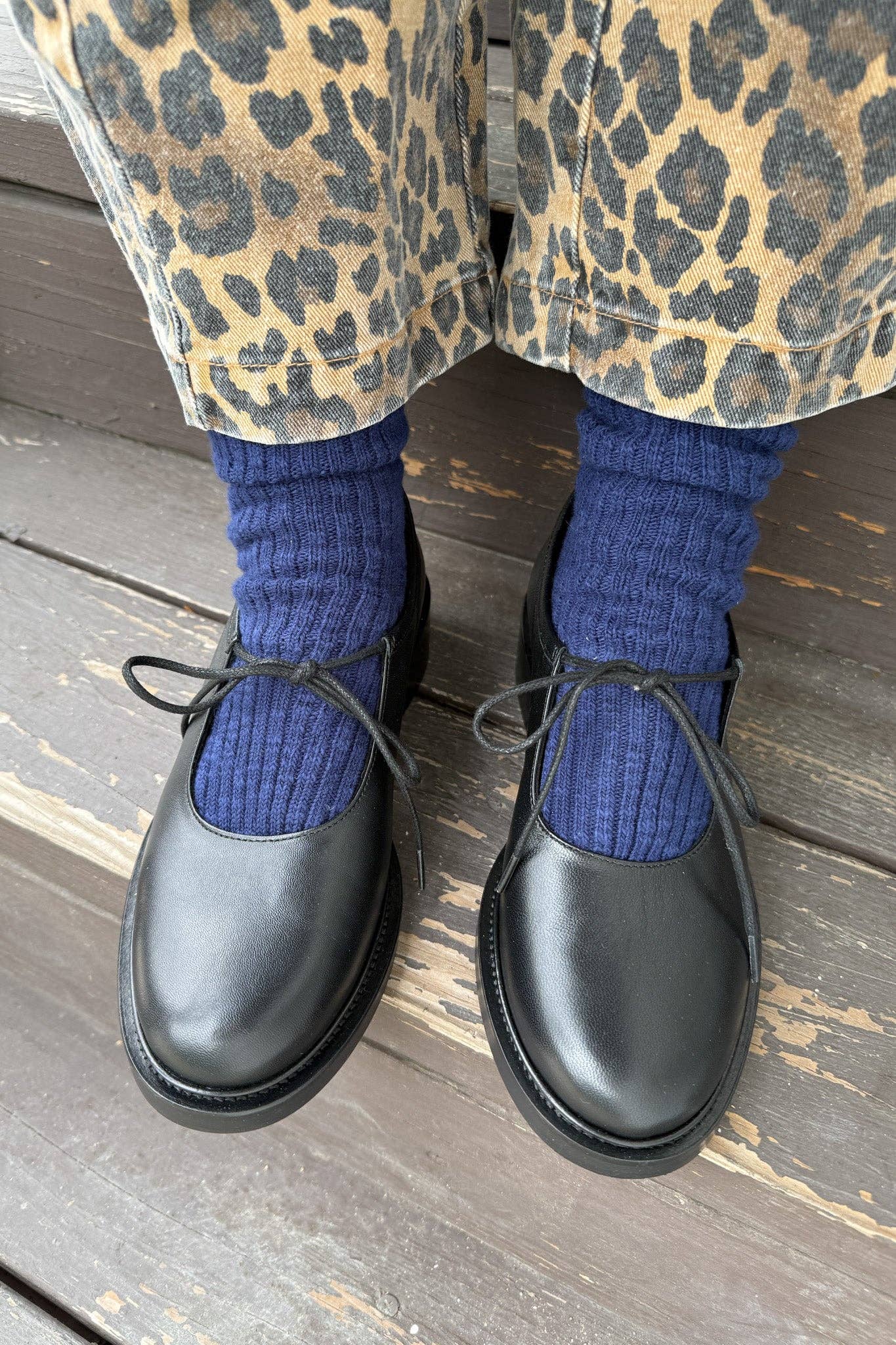 Cottage Socks: Navy - Le Bon Shoppe