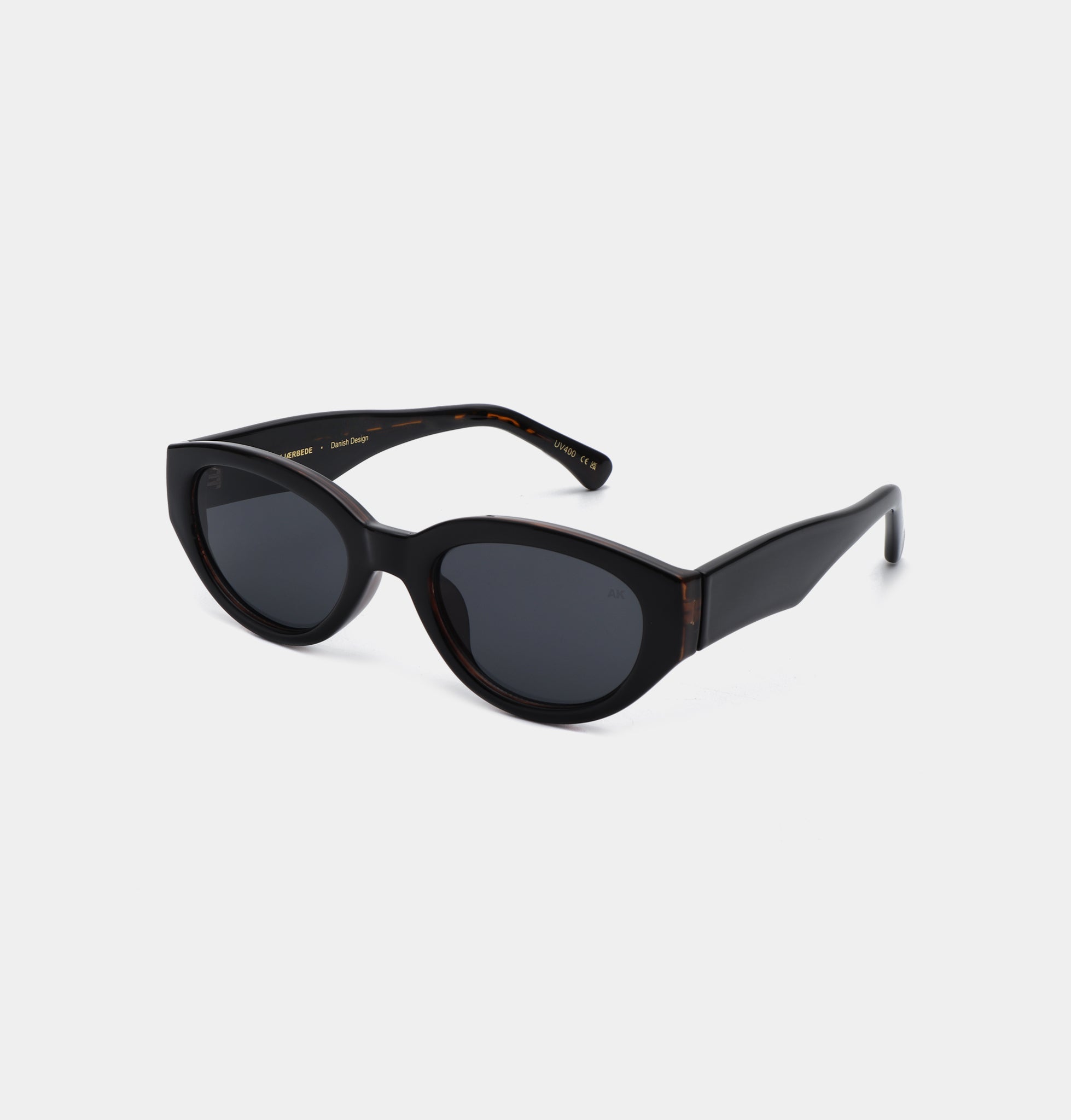 Winnie Sunglasses in Black — A. Kjærbede