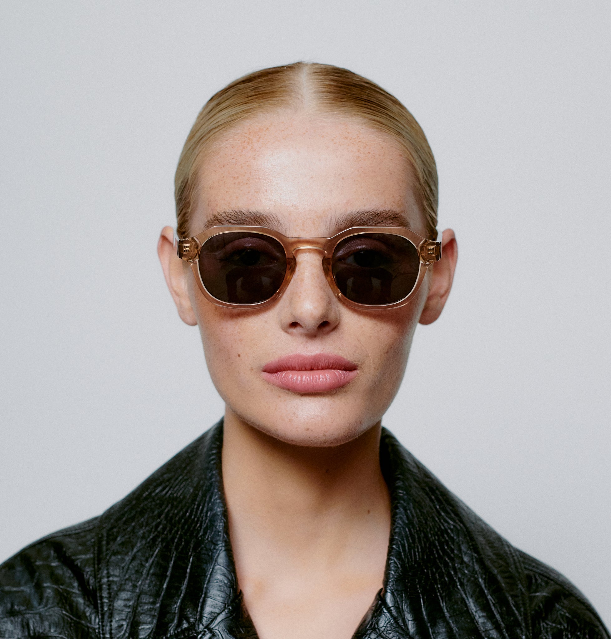 Zan Sunglasses in Champagne — A. Kjærbede