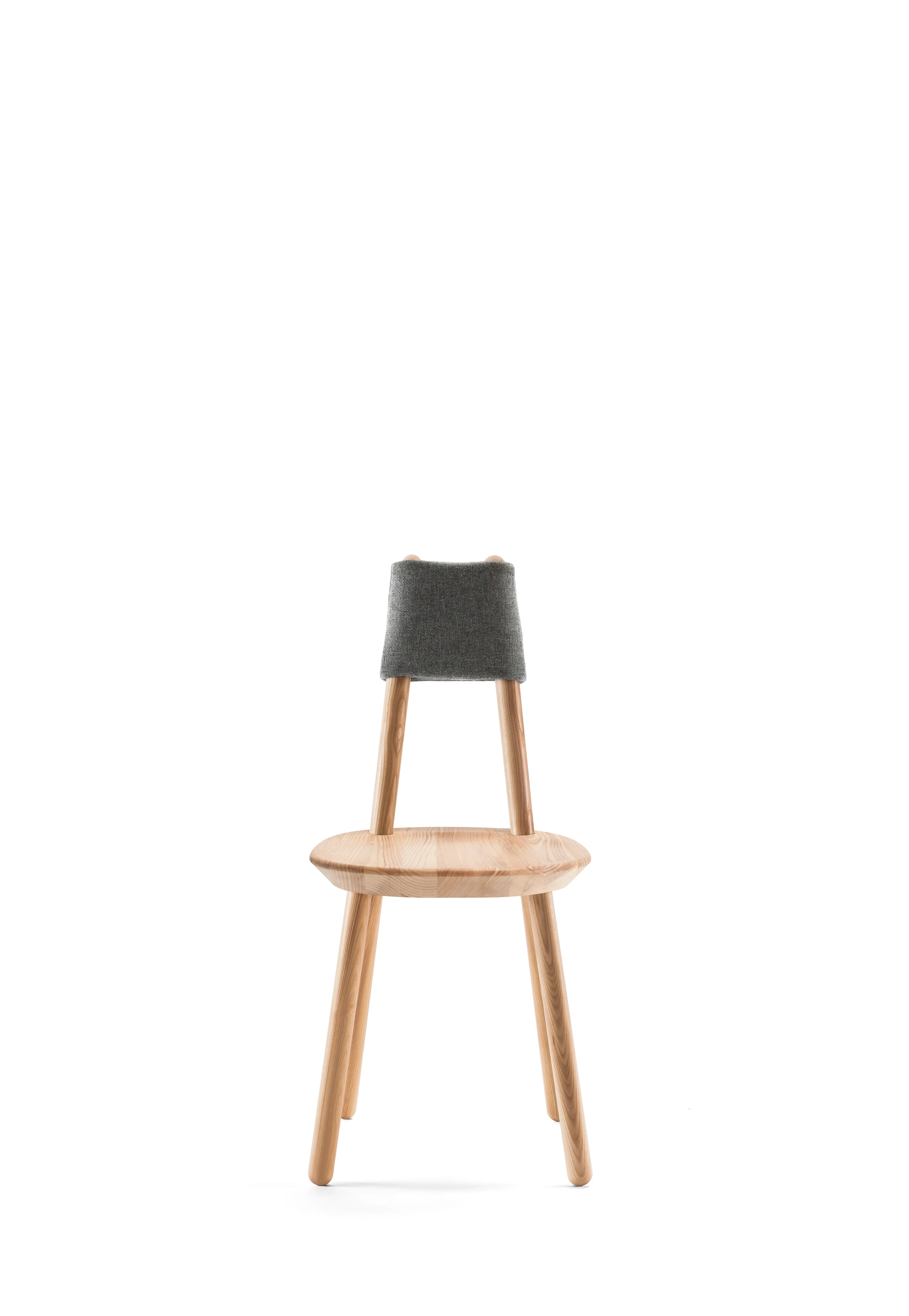Nash wood chair with light timber frame and grey fabric backrest, minimalist design