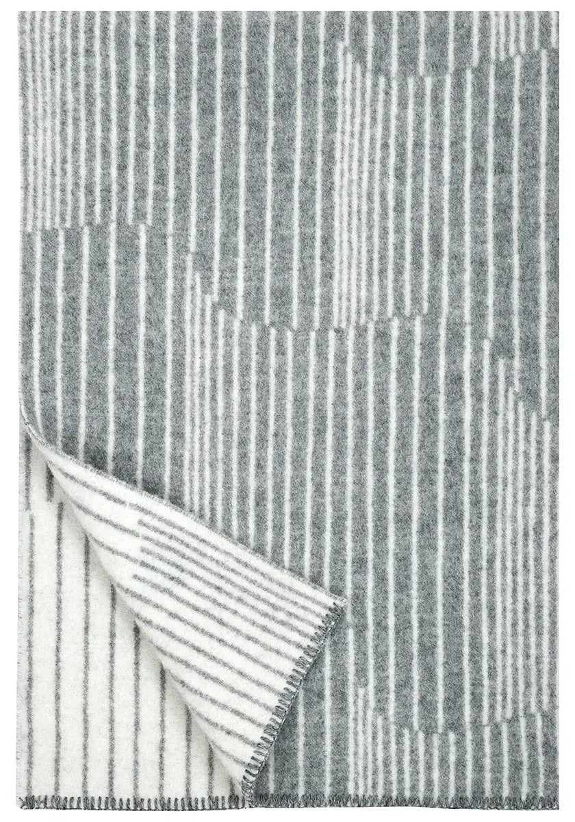 Aurora Wool Blanket — Grey-White