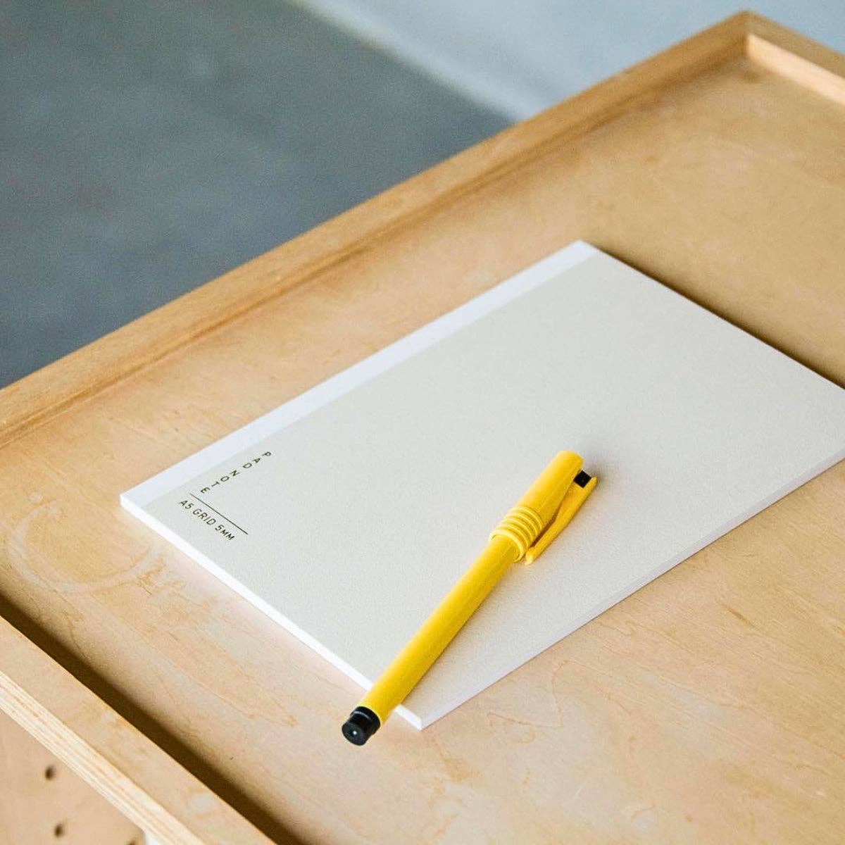 Sikigu Pad Note – Easy Peel Off Notebook: Black / Square / Grid