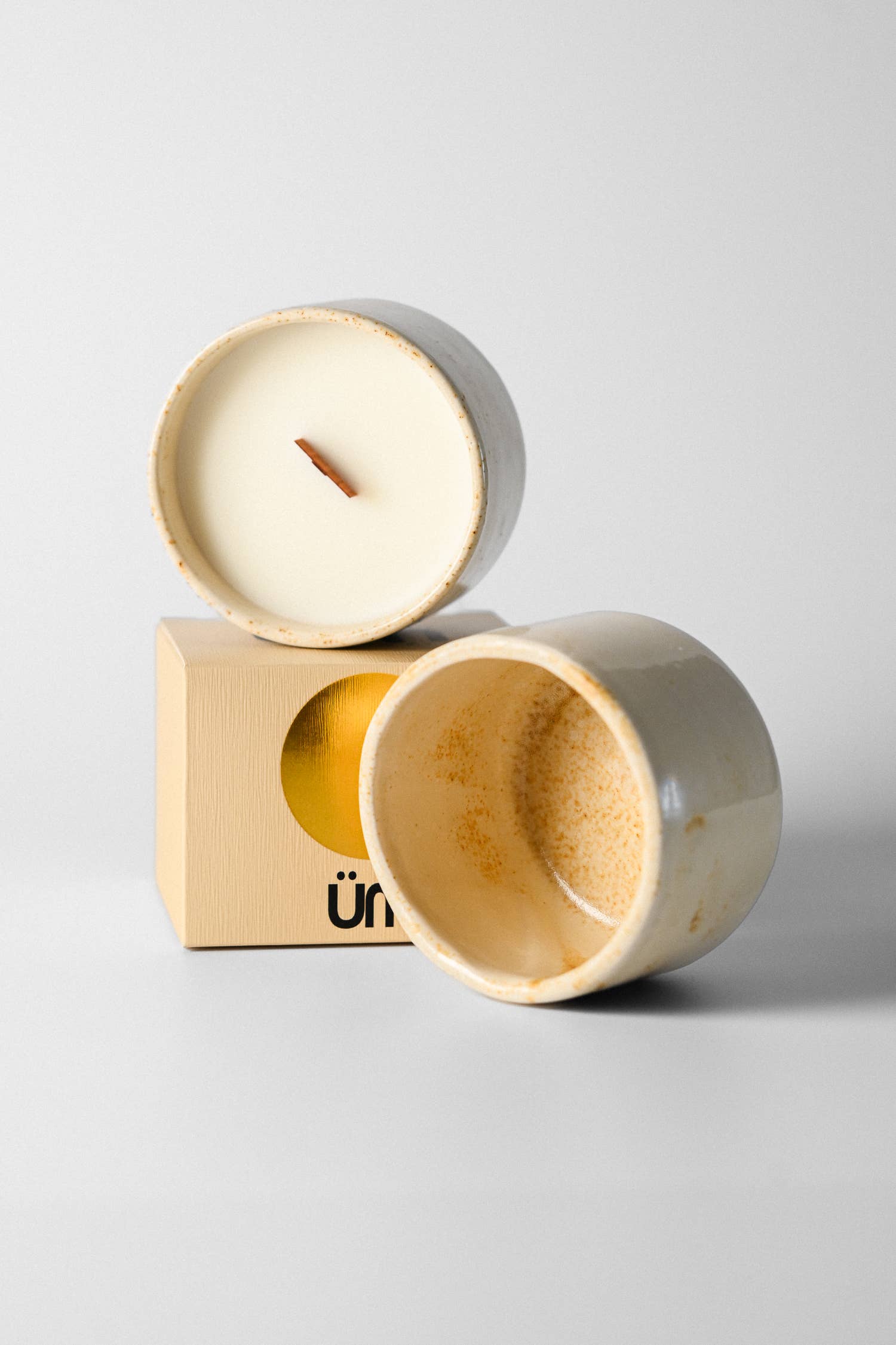 Black Vanilla Candle Mug - Studio ÜM