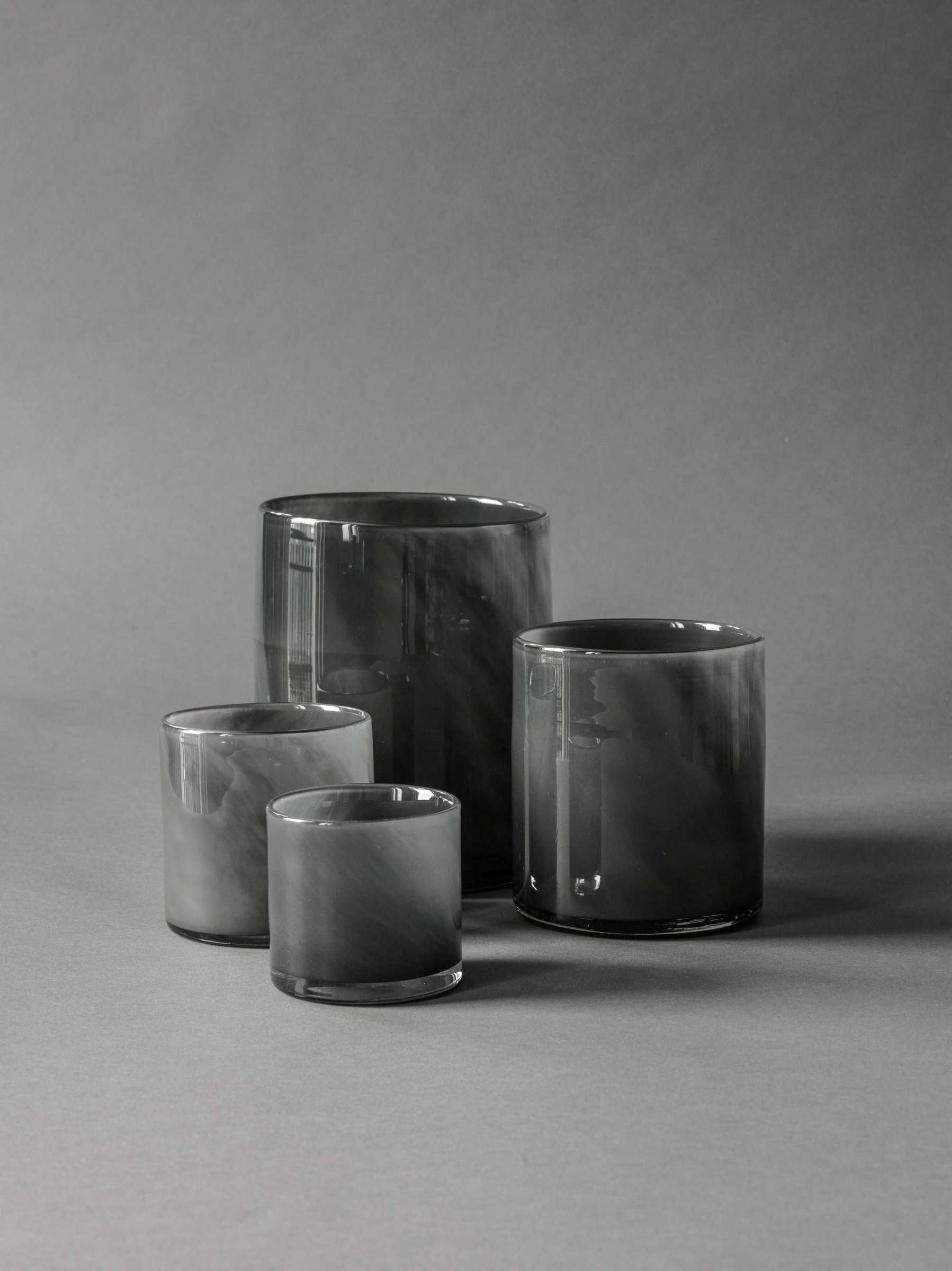Lyric candle holder - Large / Warm Grey