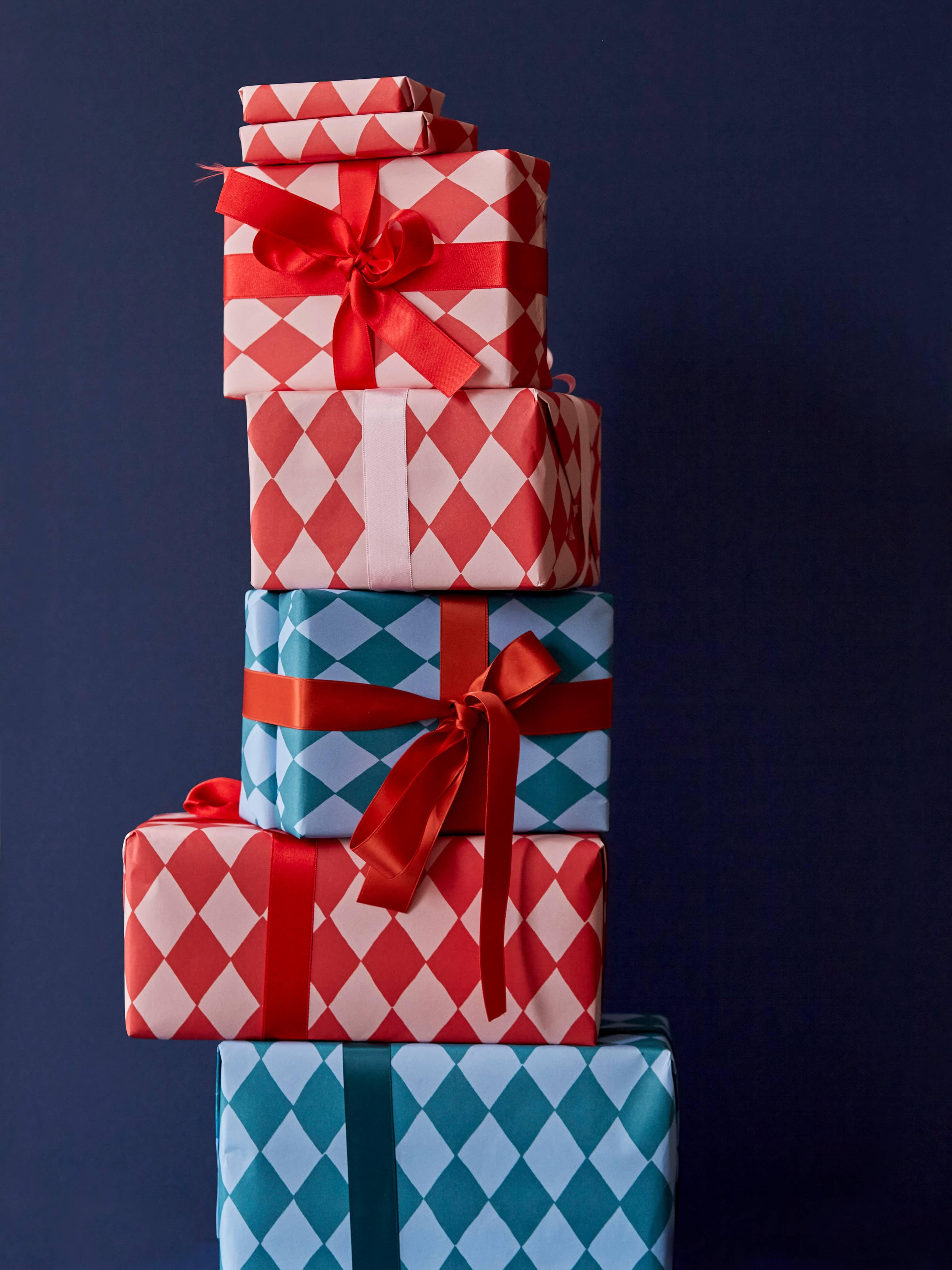 THE MOTTLED FOX luxury gift boxes, diamond pattern, red and blue paper with satin ribbons