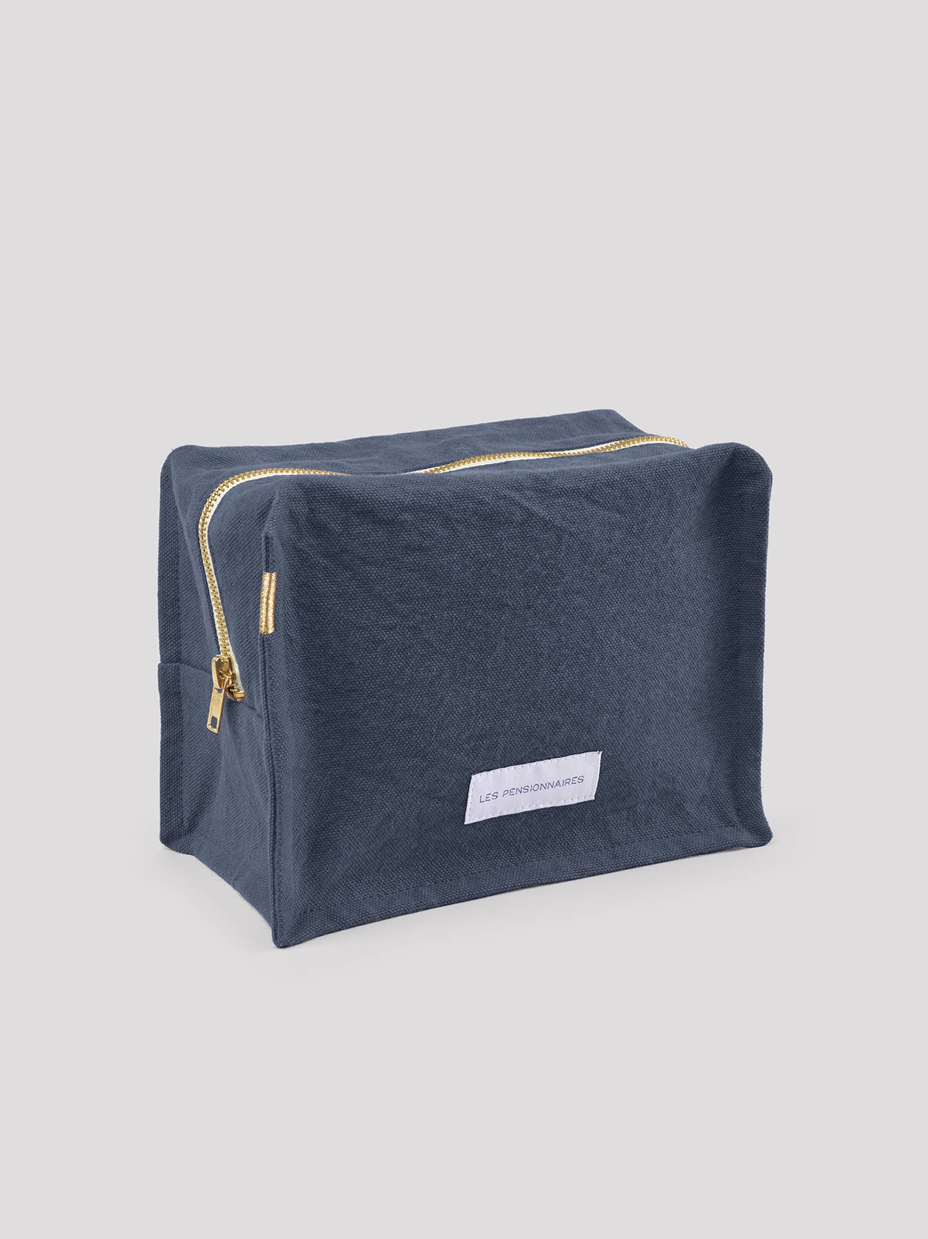 Les Pensionnaires Toiletry Bag in Storm Blue