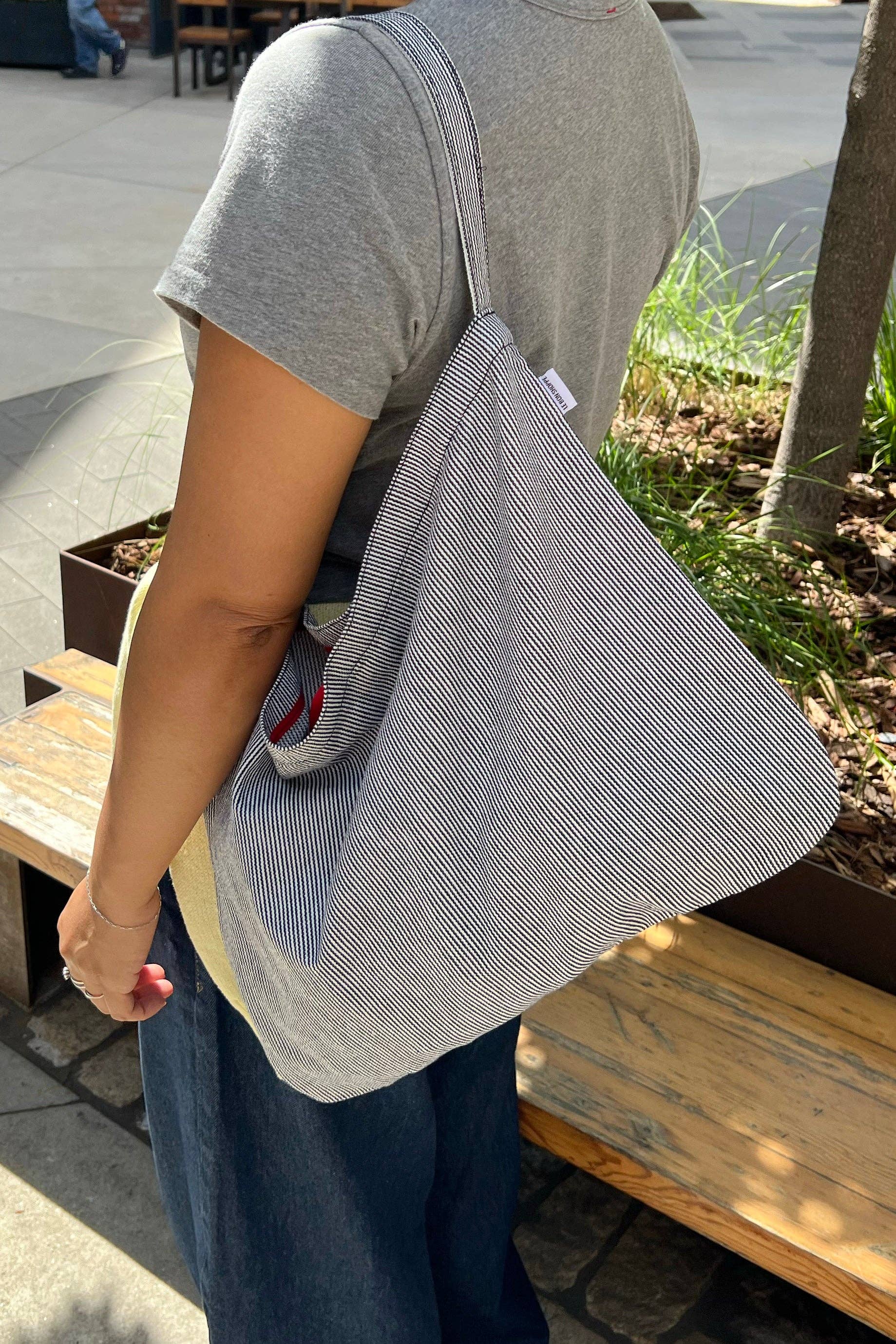 Happy Carry Bag Blue Stripe - Le Bon Shoppe