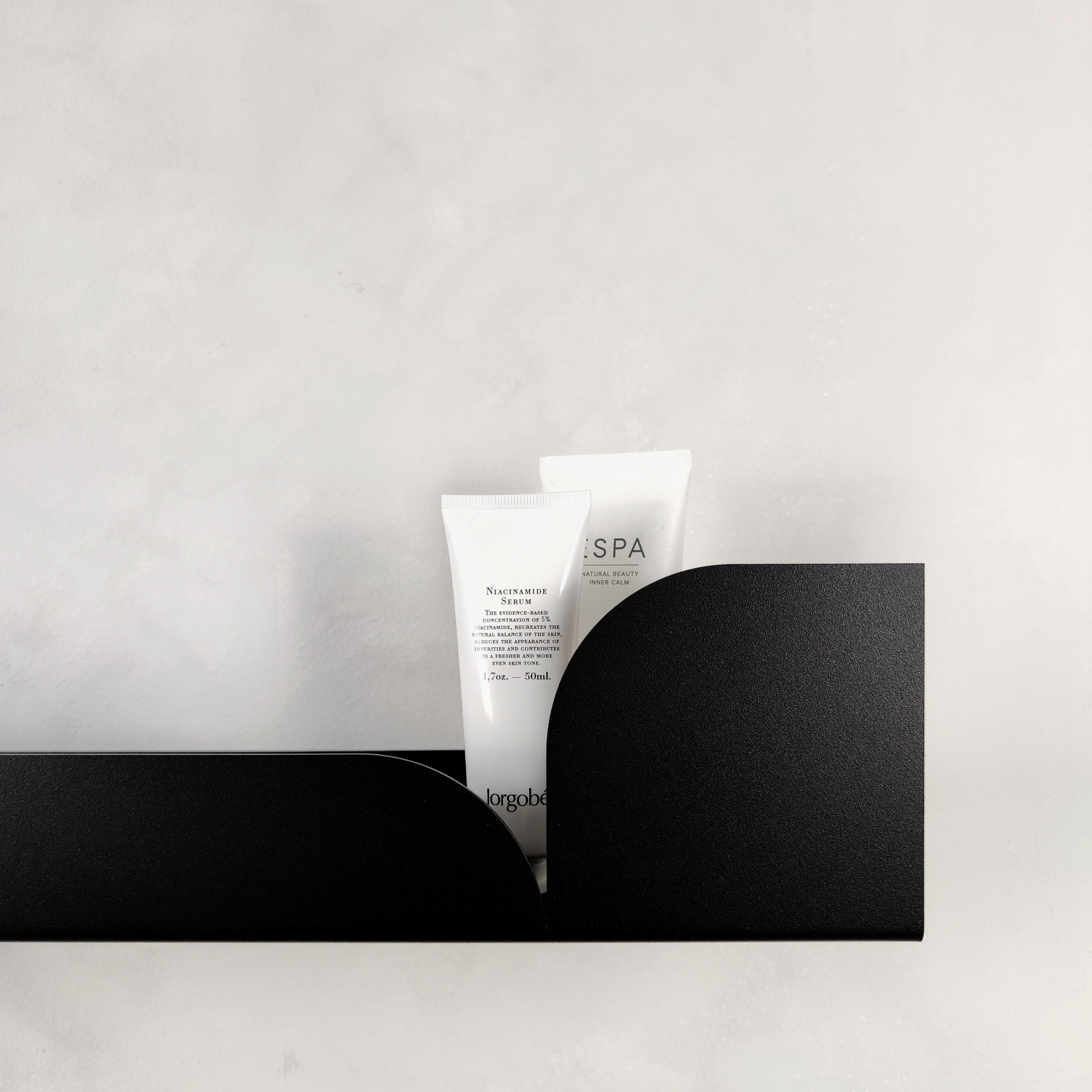 Black metal wall shelf BAUHAUS