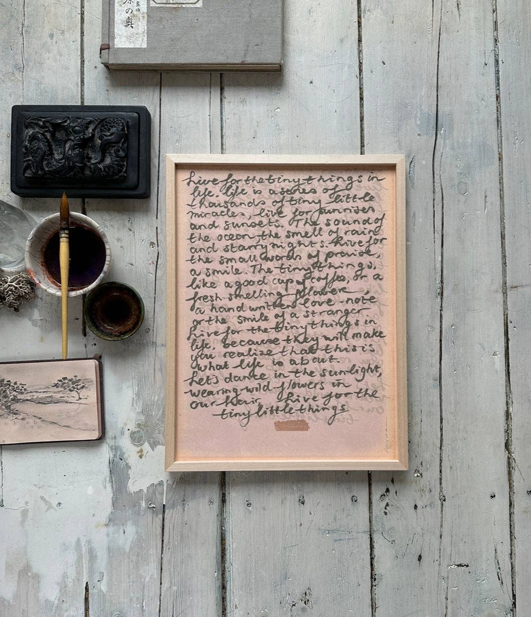 Framed Art Print "Tiny Little Things": 30cm x 40cm Tinystories