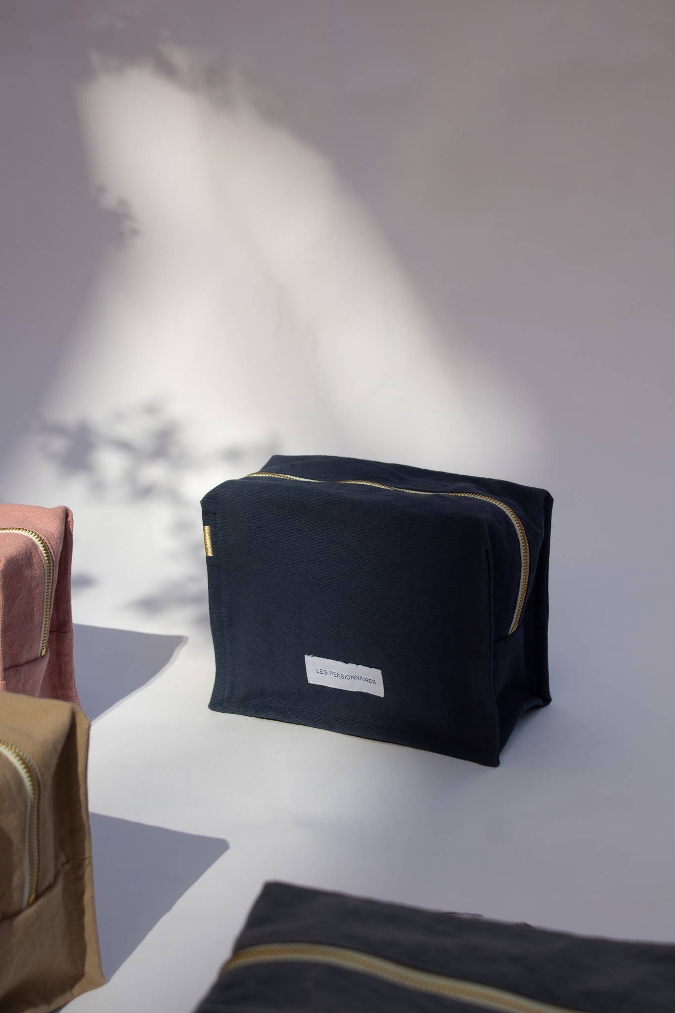 Les Pensionnaires Toiletry Bag in Storm Blue