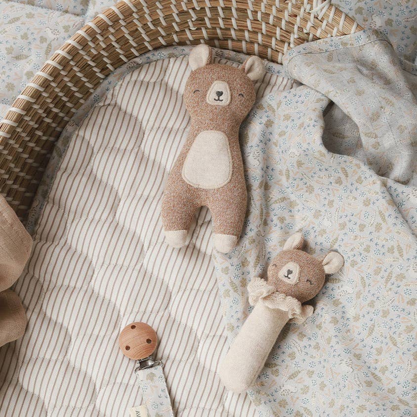 Avery Row Little Hands Toy – Brave Bear