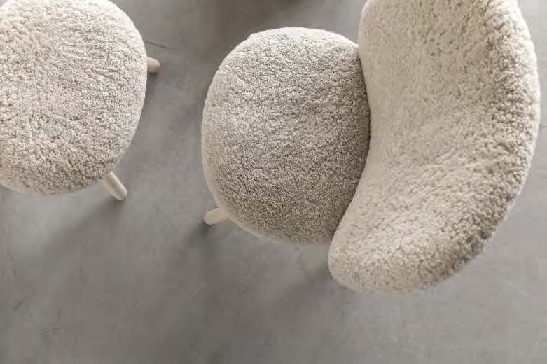 Naïve Low Chair in Solid Ash / Sheepskin by etc.etc