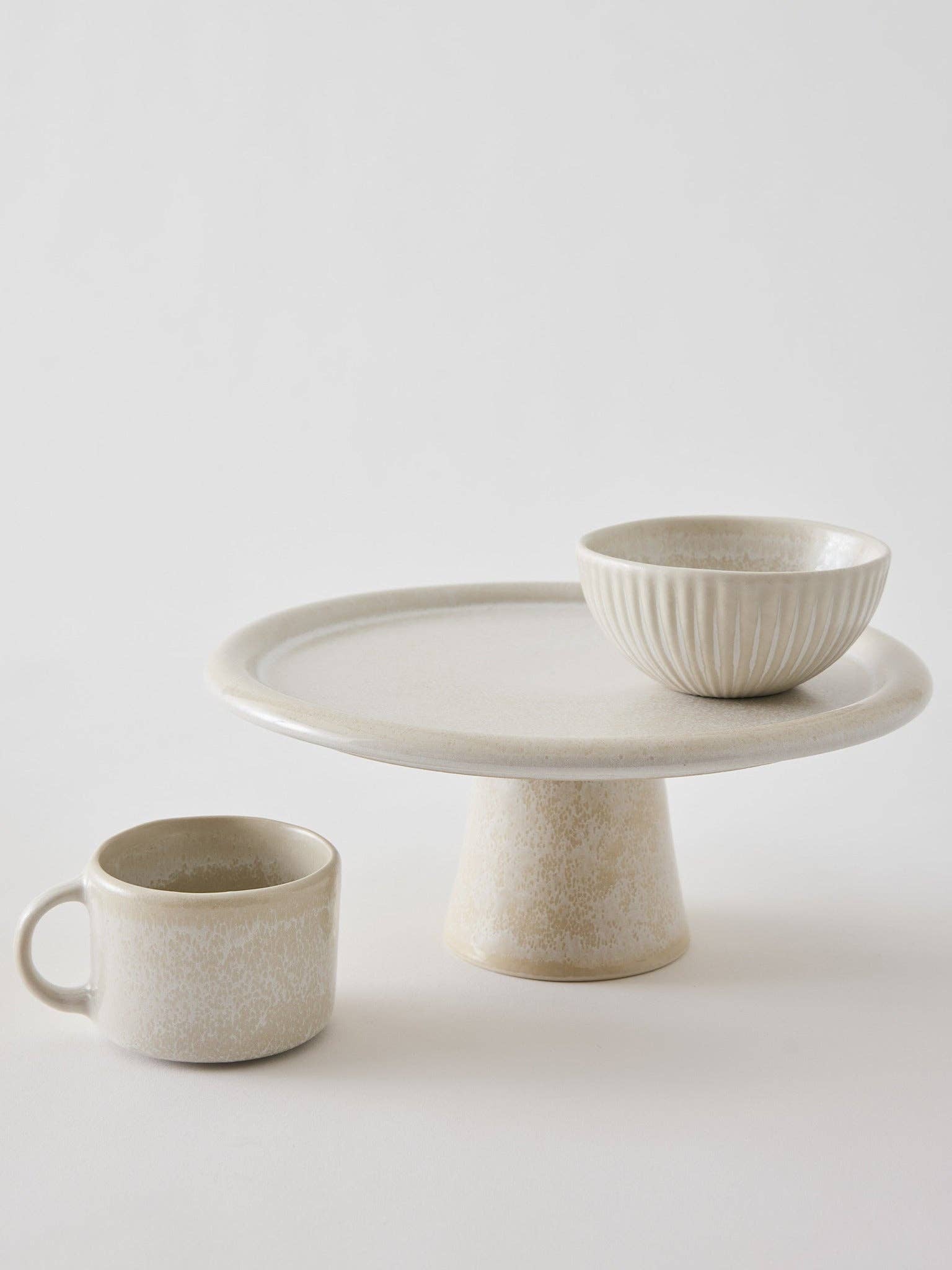 Granada serving stand - Tell Me More