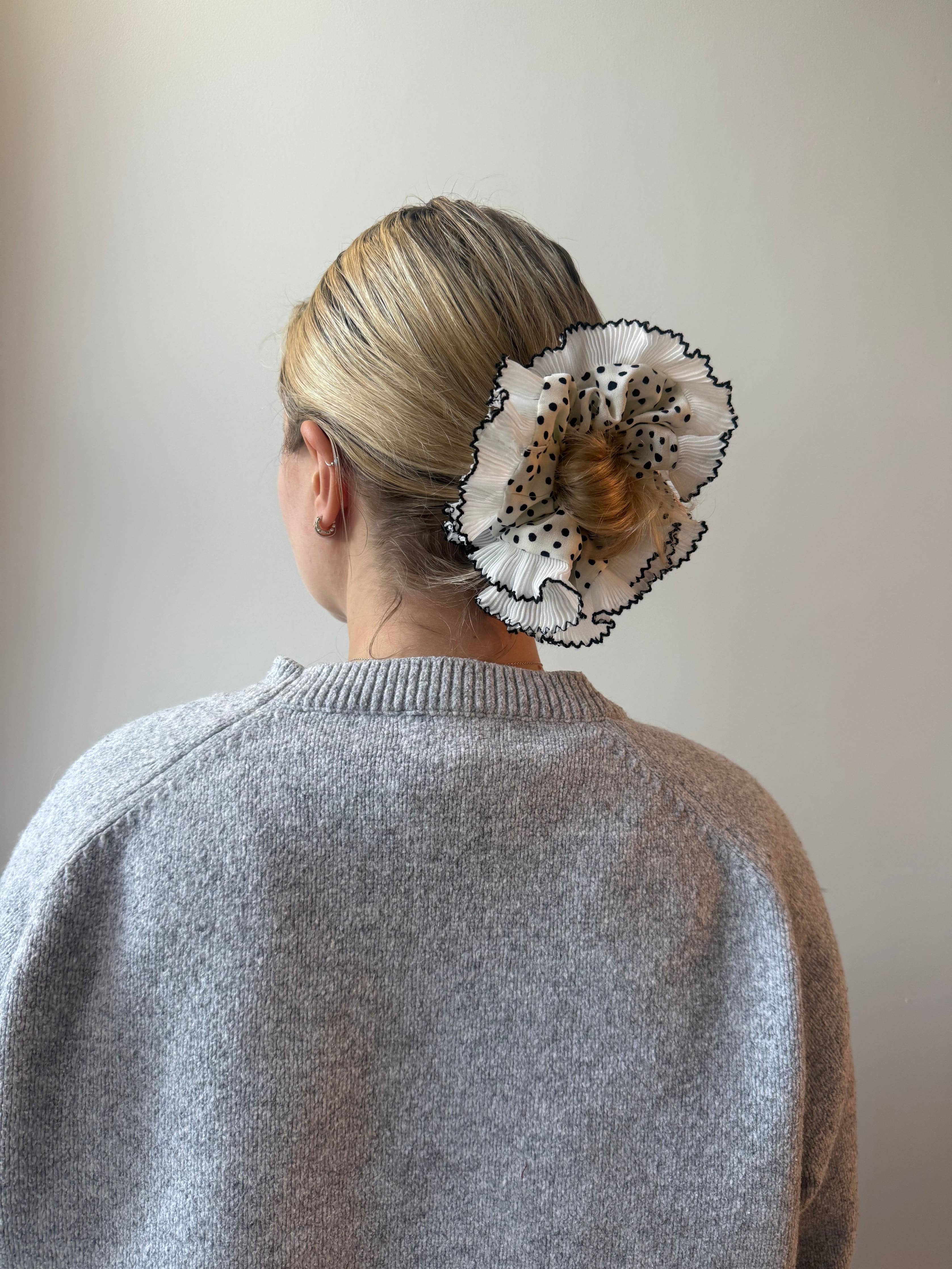 Dorothy Scrunchie — Staise