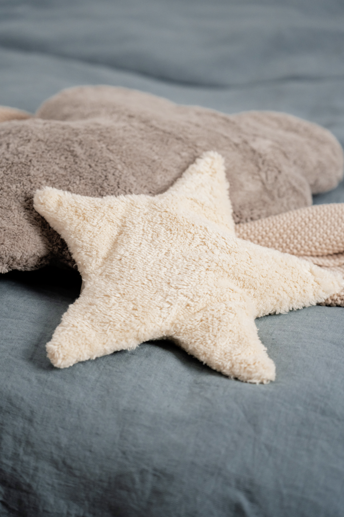 Warming Cushion Star | light yellow