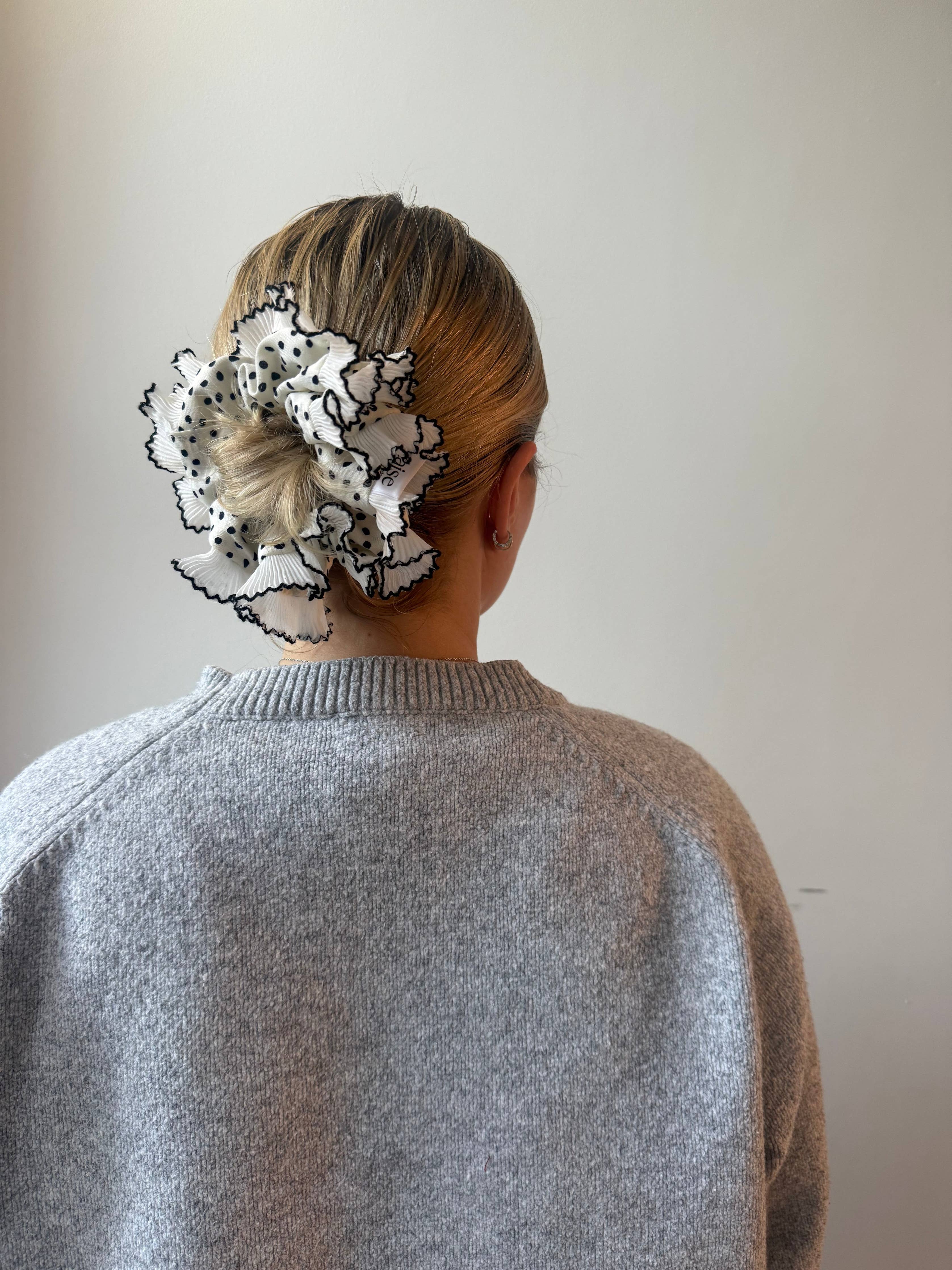 Dorothy Scrunchie — Staise
