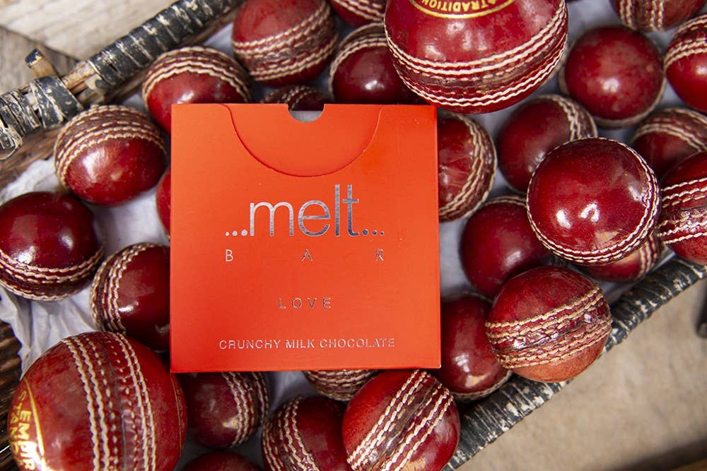 Love Crunchy Milk Chocolate Bar