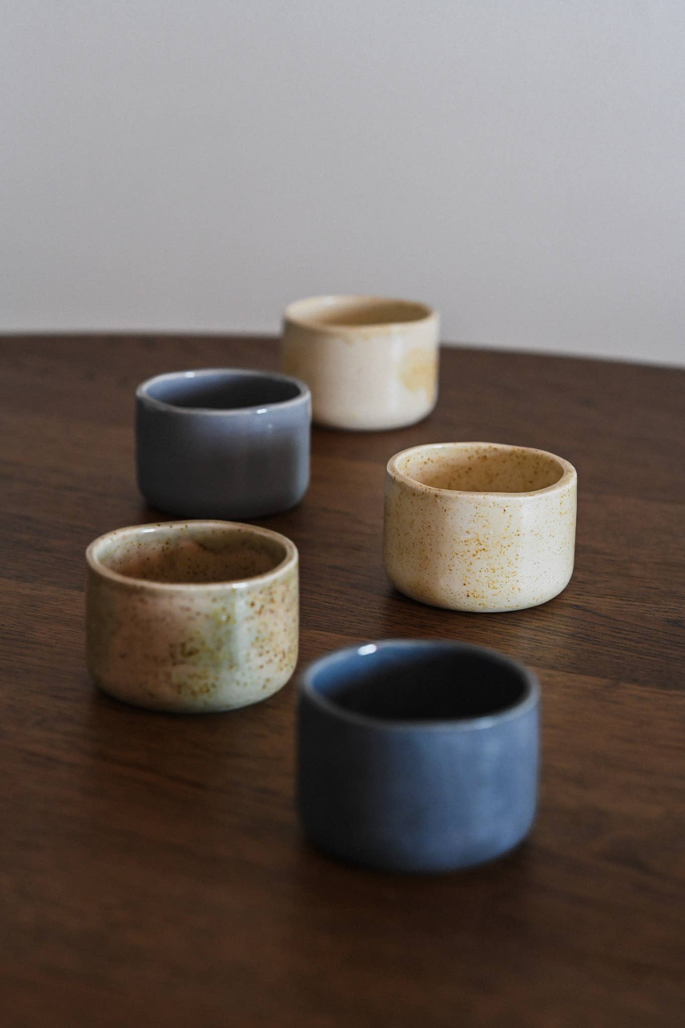 Mira Ceramic Coffee Mugs: Speckled Calm Green