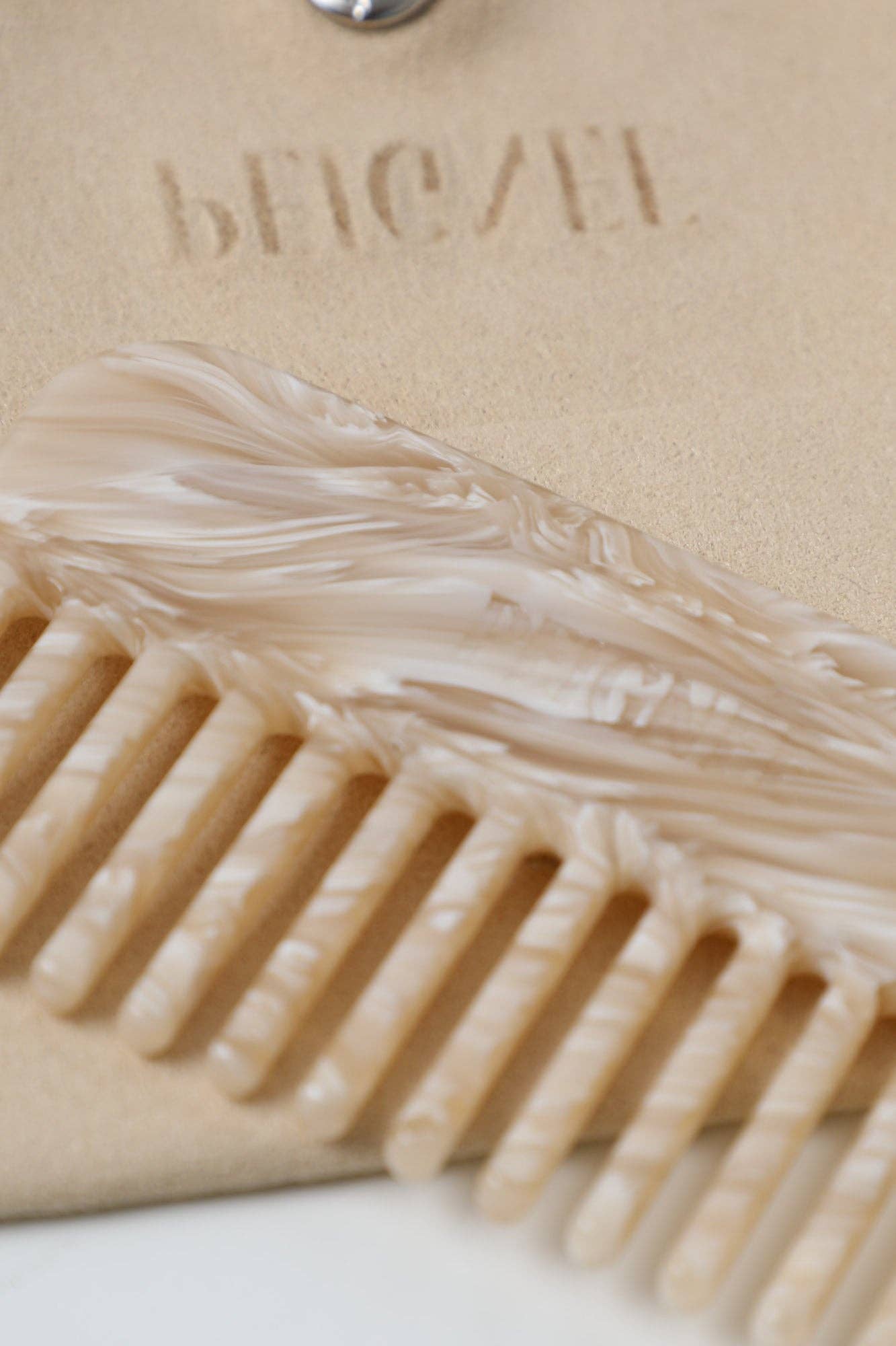 Travel Comb - Feather - Peignee Paris