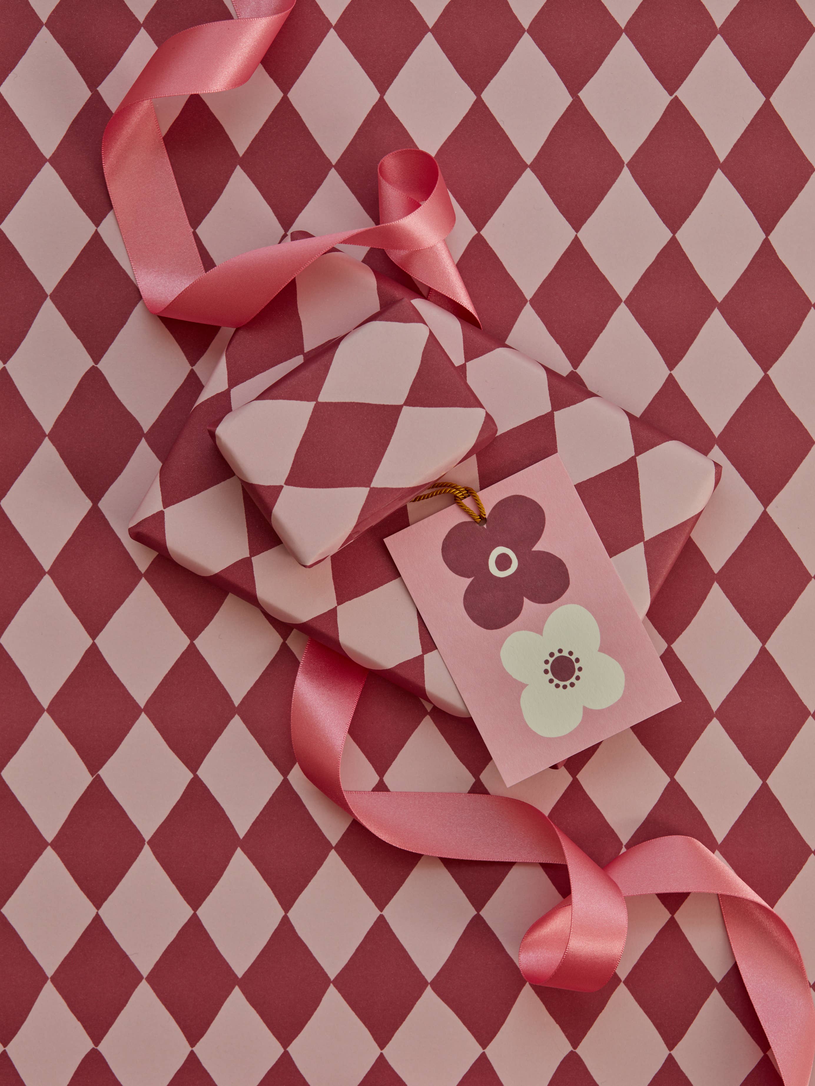 Diamond Gift Wrap Mauve Pink