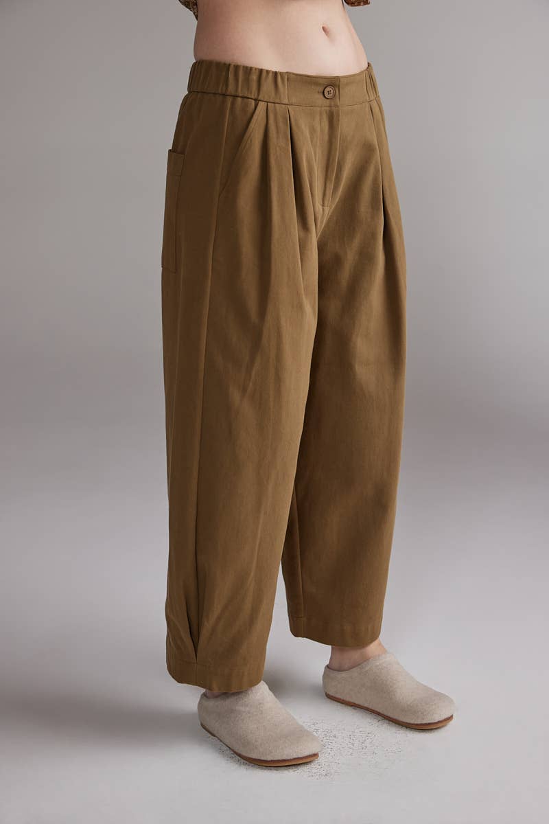 Pleated Volume Pants: Curry / Solid / M/L