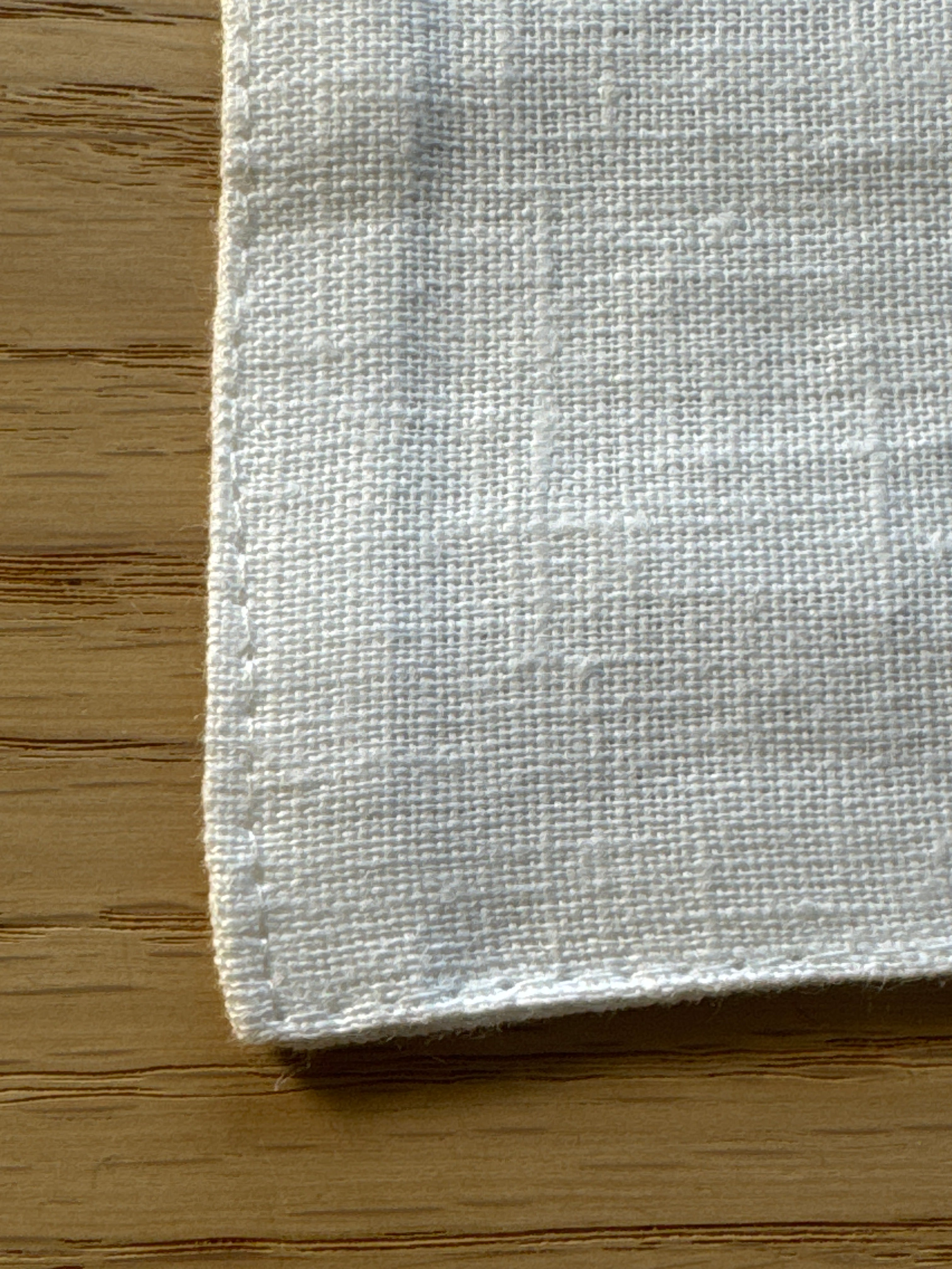 Organic linen placemat /  White