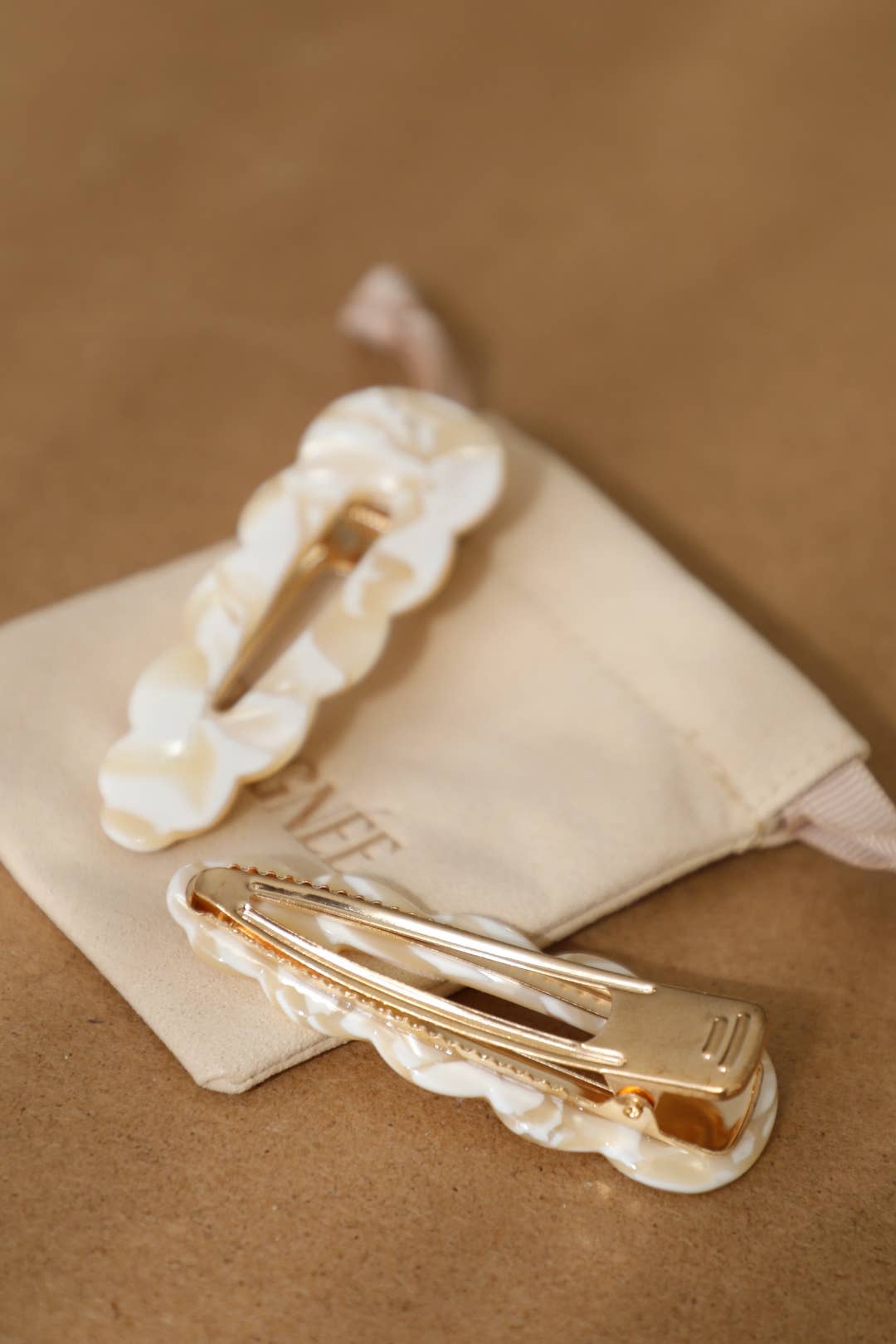 Signature Hair Clips - Popcorn (Pair) - Peignee Paris