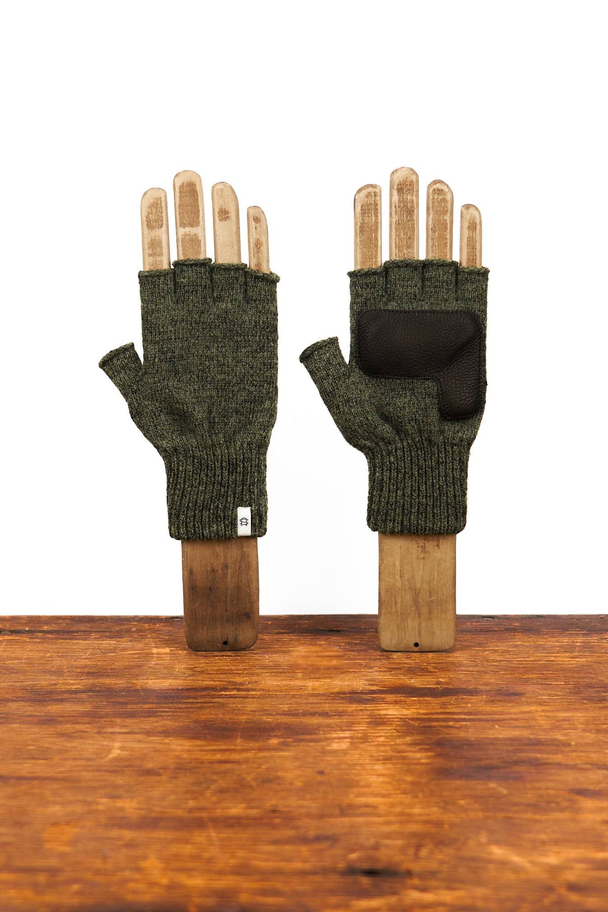 NEW Upcycled Wool Dark Melange Fingerless Ragg Gloves: Black Deer / S/M