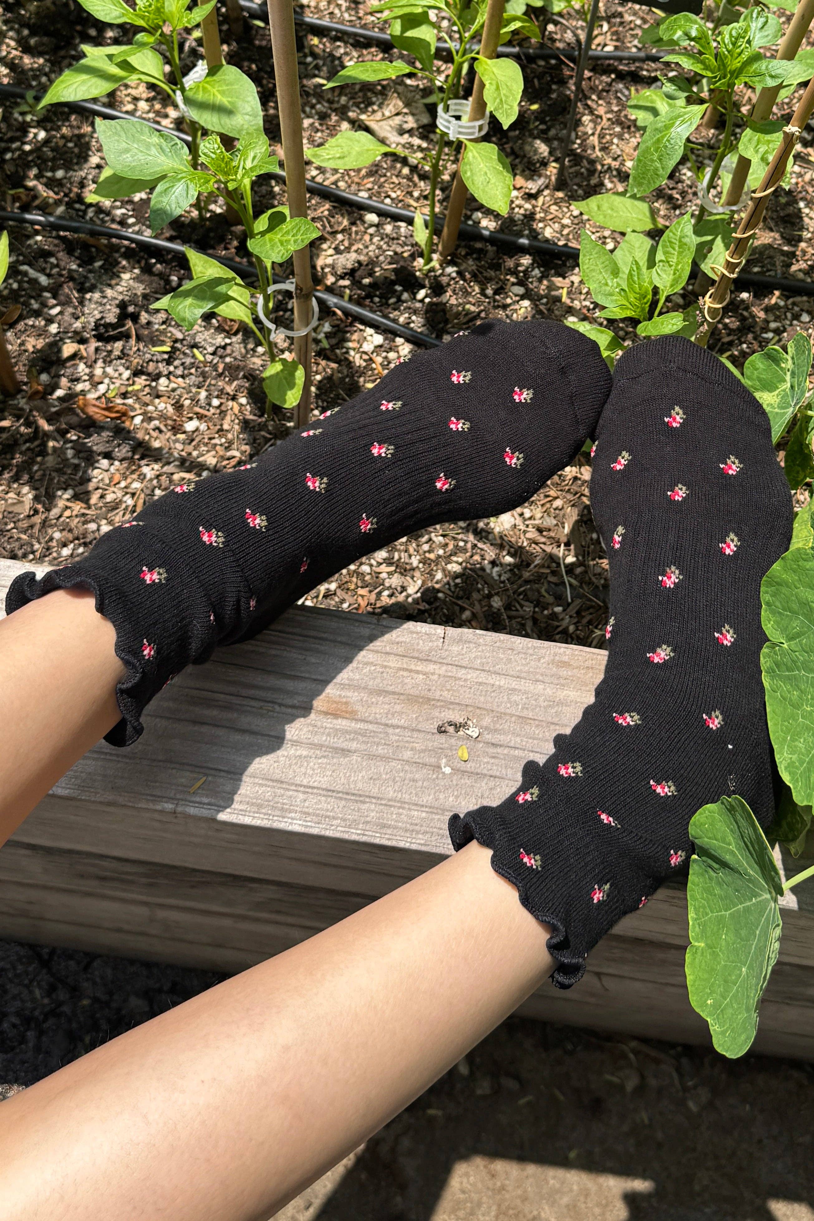 Ruffled Petal Hugger Socks — Le Bon Shoppe