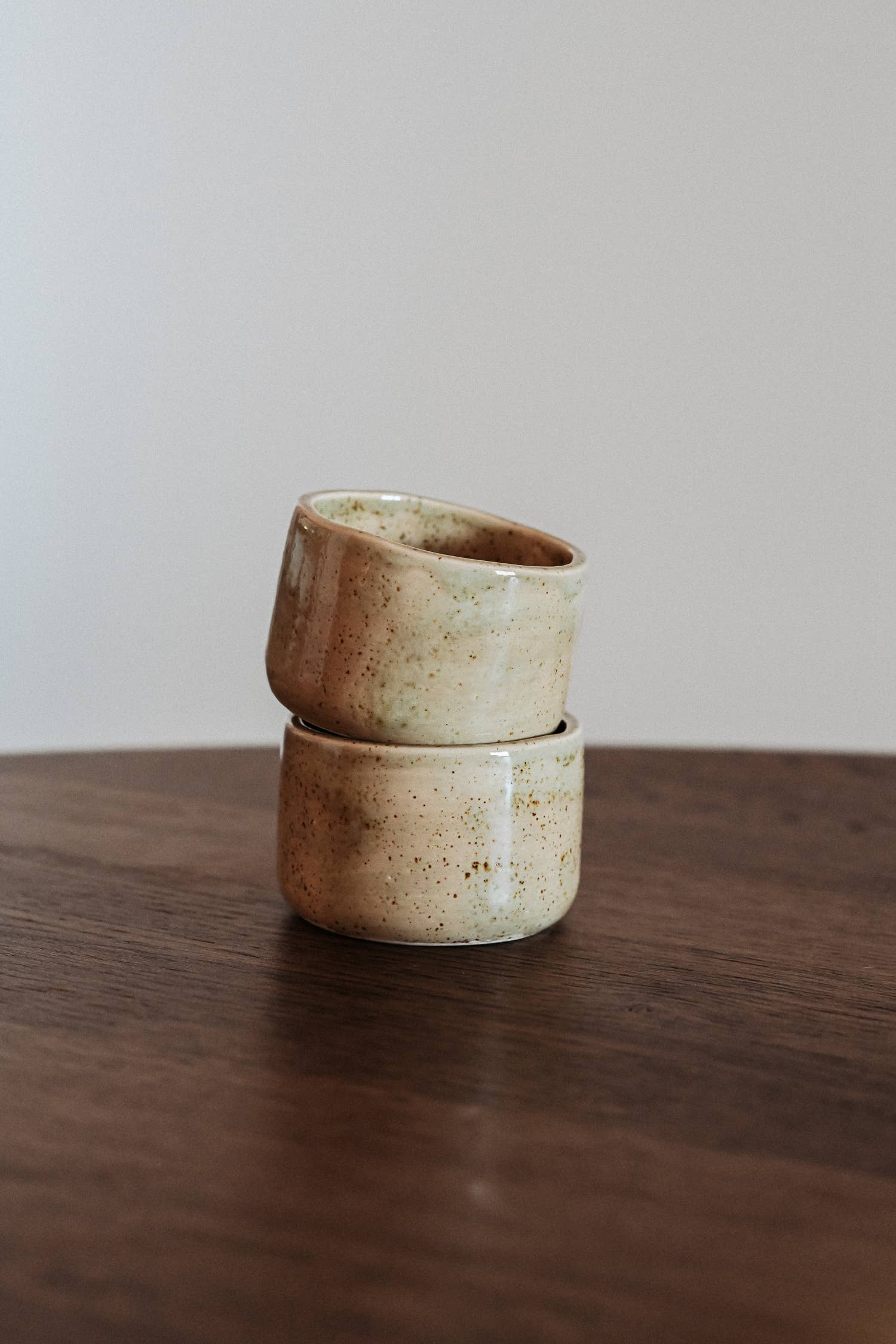 Mira Ceramic Coffee Mugs: Speckled Calm Green