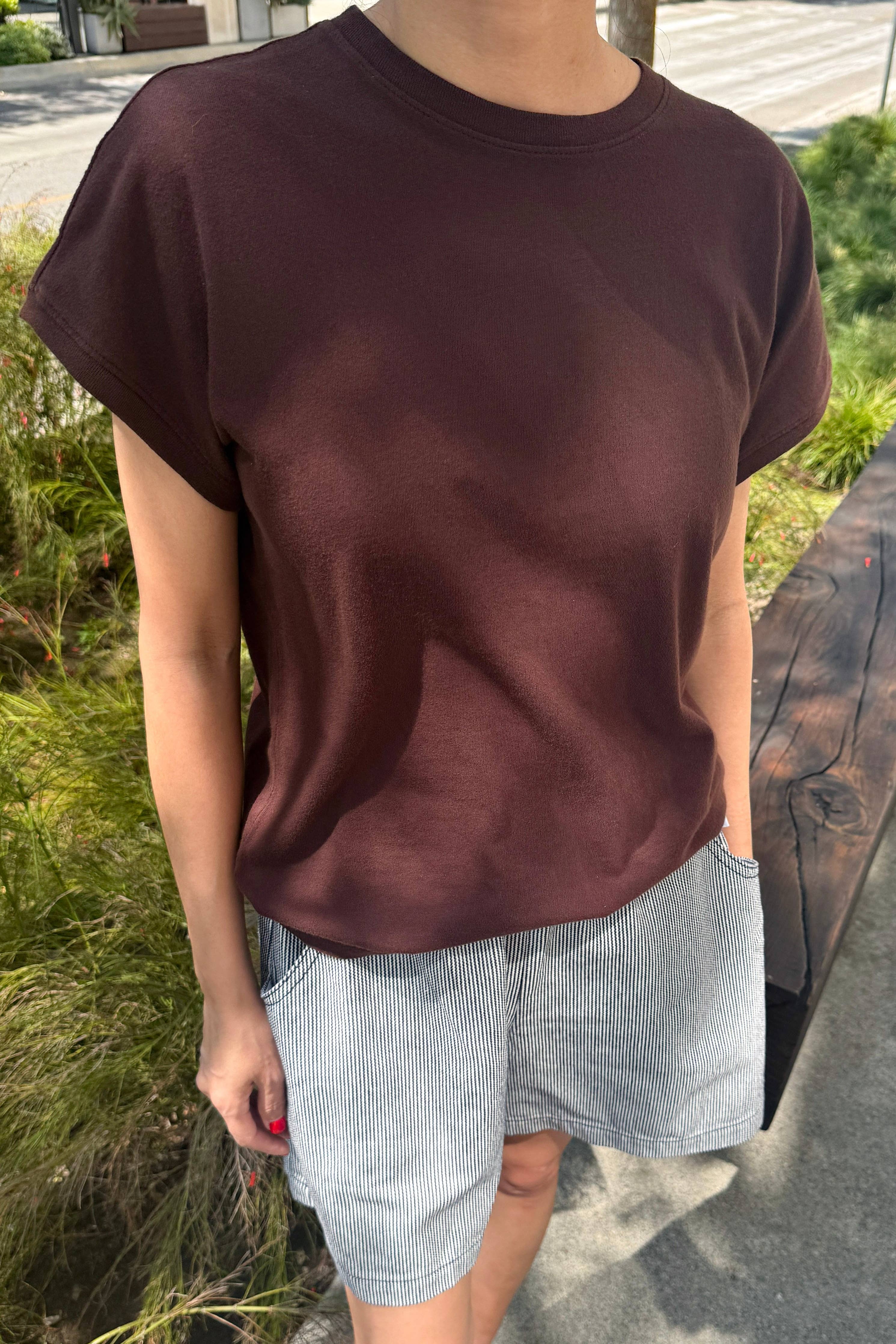 Ease Tee in Dark Cacao — Le Bon Shoppe