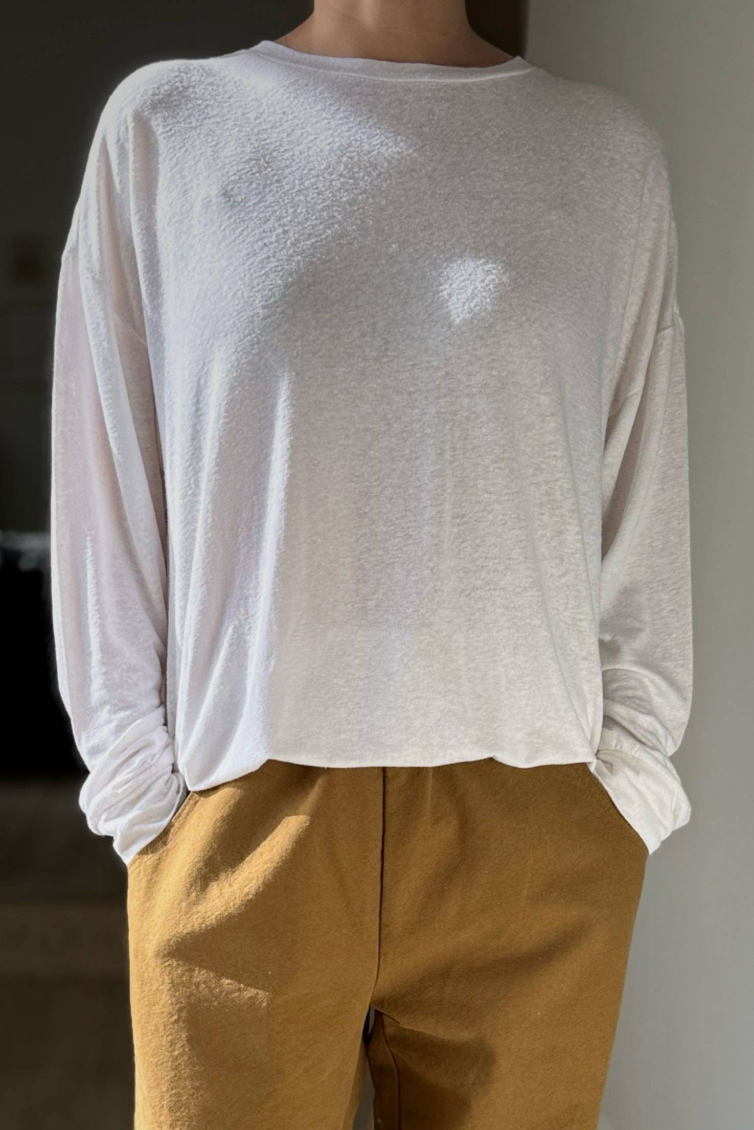Haze Linen Blend Tee : White - Le Bon Shoppe