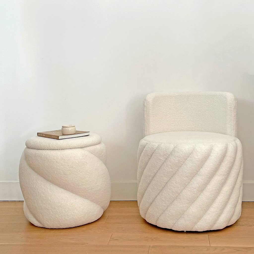 Aurélie teddy white chest stool