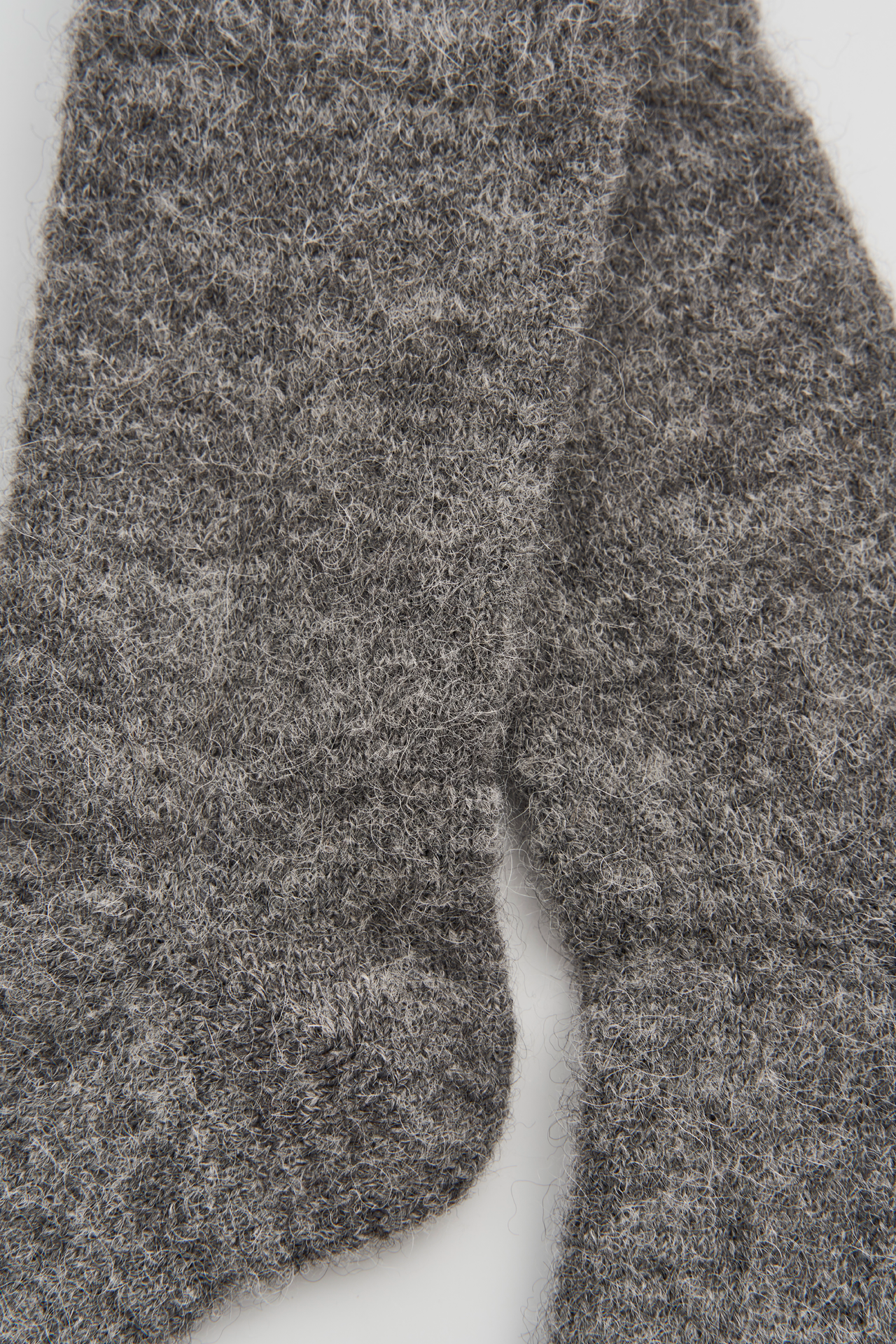 Smoke Grey Ultra Soft Alpaca Bed Socks: Smoke Grey / Medium (UK 8-10)