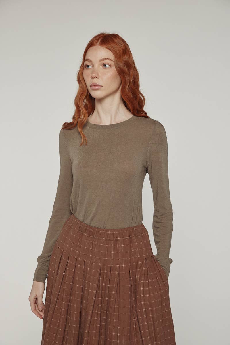 Wool blend lightweight knit top: Brown / Solid / XS/S